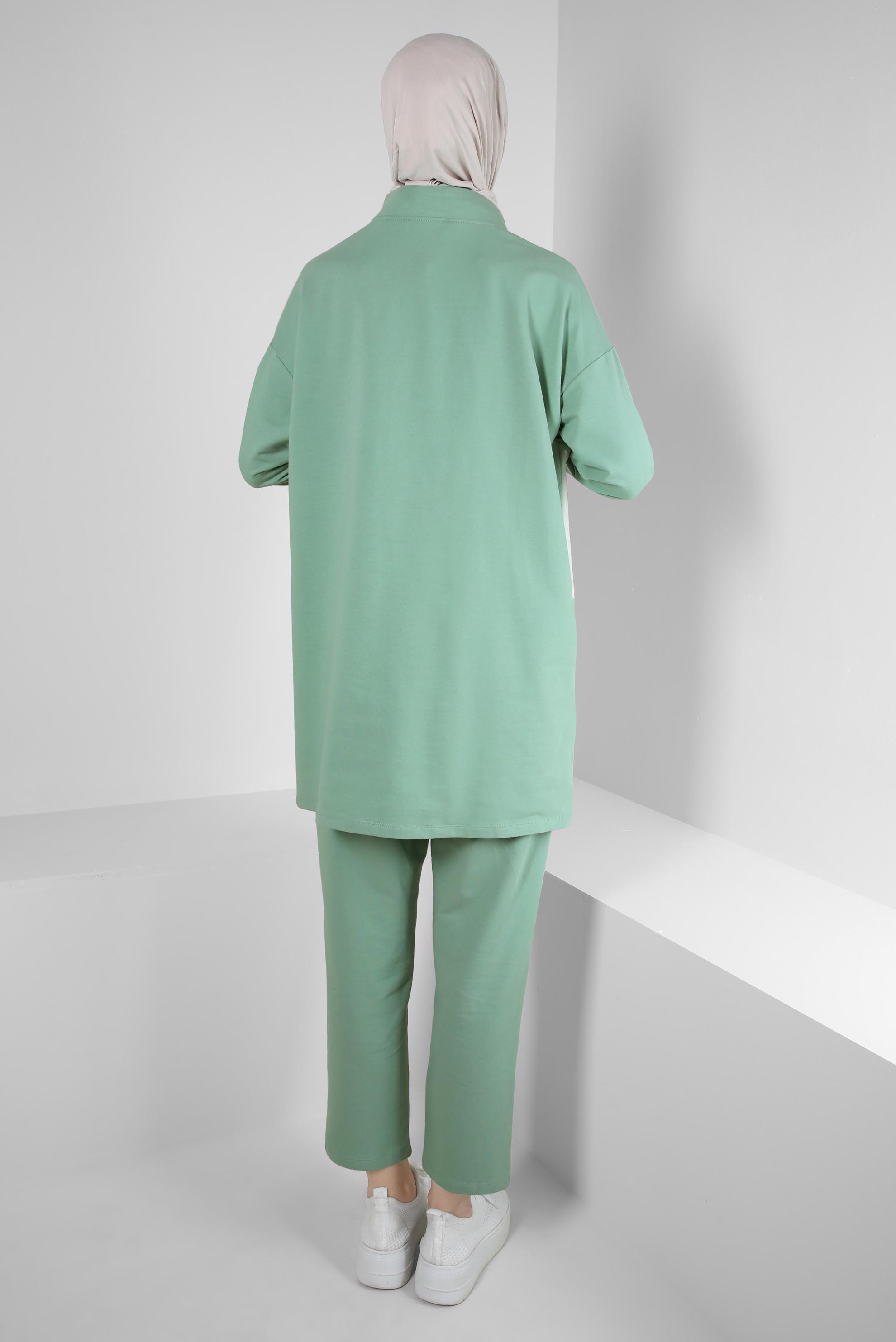 Tesettür giyim YEŞİL DESENLİ YAKASI BAĞCIKLI İKİLİ PANTOLONLU TAKIM 43593