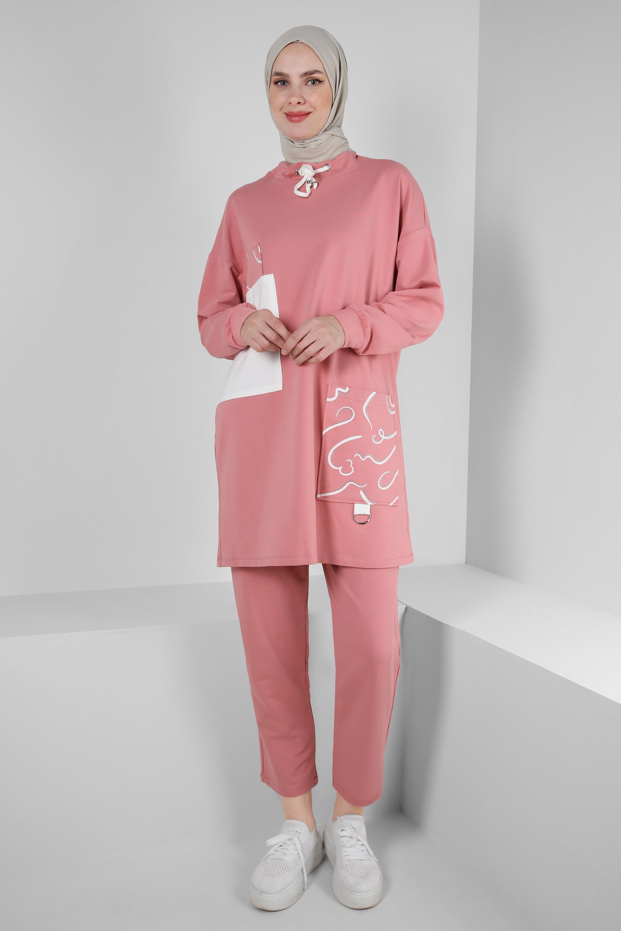 Tesettür giyim PEMBE DESENLİ YAKASI BAĞCIKLI İKİLİ PANTOLONLU TAKIM 43593