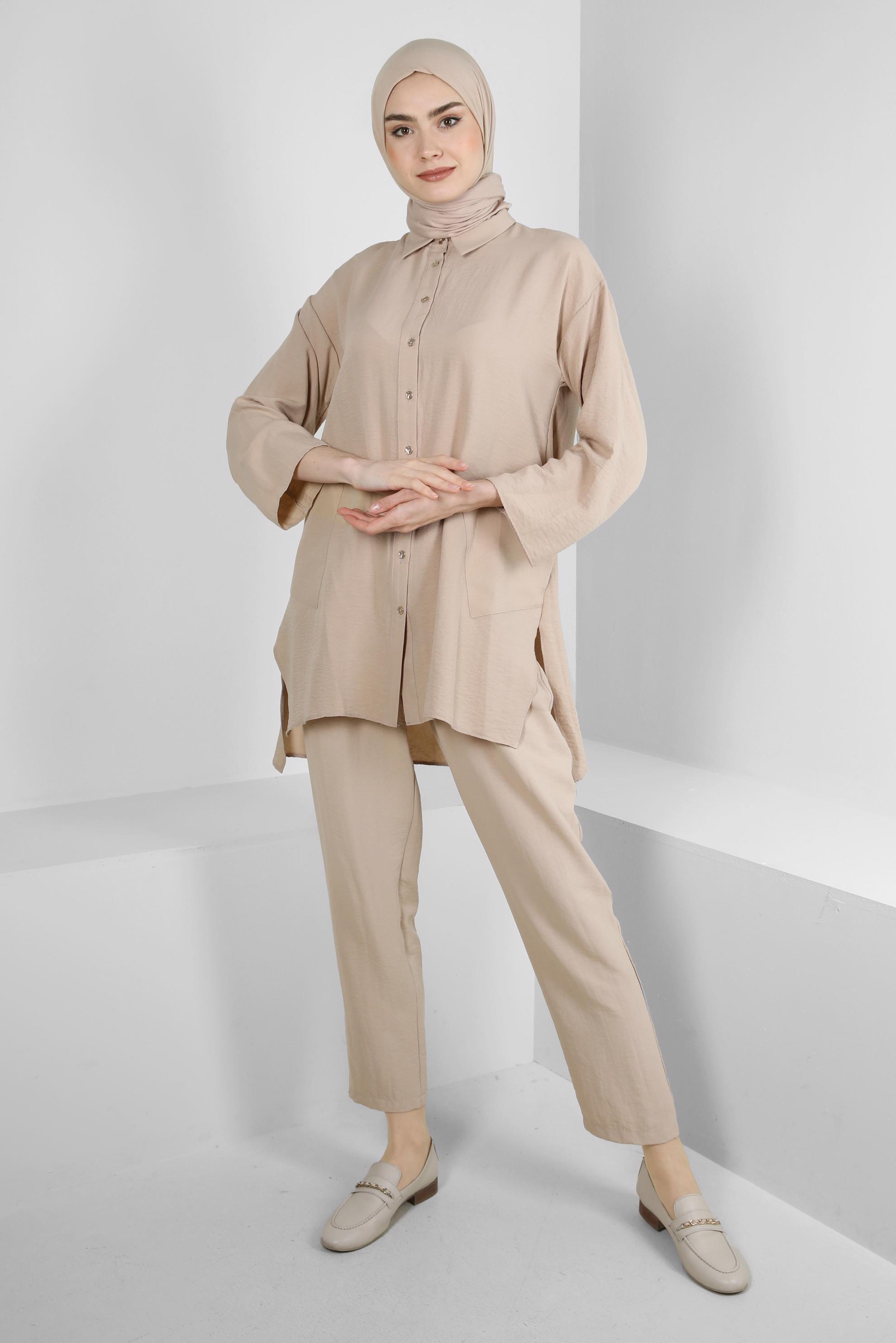 Tesettür giyim BEJ GÖMLEK YAKA DÜĞMELİ İKİLİ PANTOLONLU TAKIM 43597