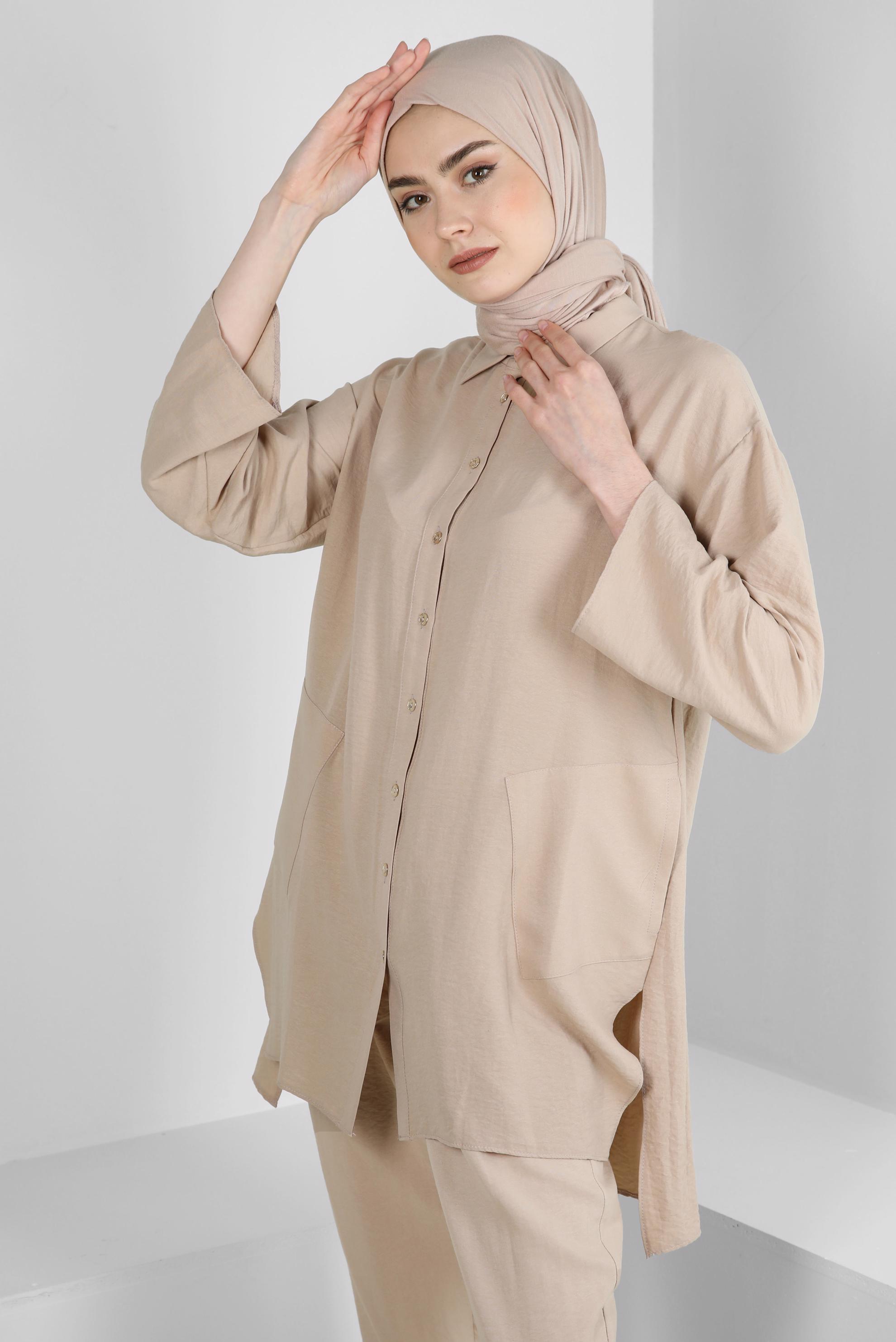Tesettür giyim BEJ GÖMLEK YAKA DÜĞMELİ İKİLİ PANTOLONLU TAKIM 43597