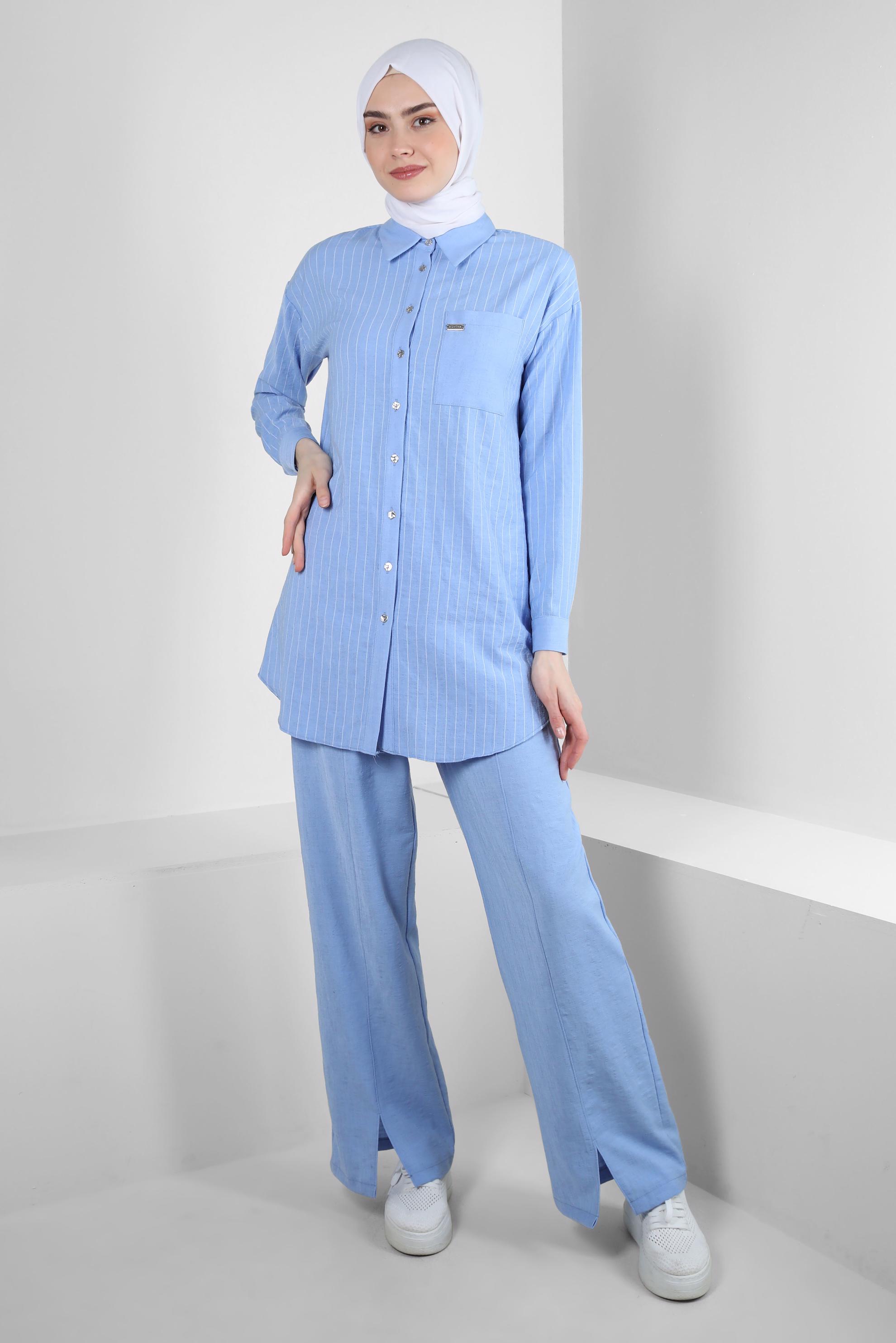 Tesettür giyim MAVİ ÇİZGİLİ PAÇASI YIRTMAÇ DETAYLI PANTOLONLU TAKIM 43600