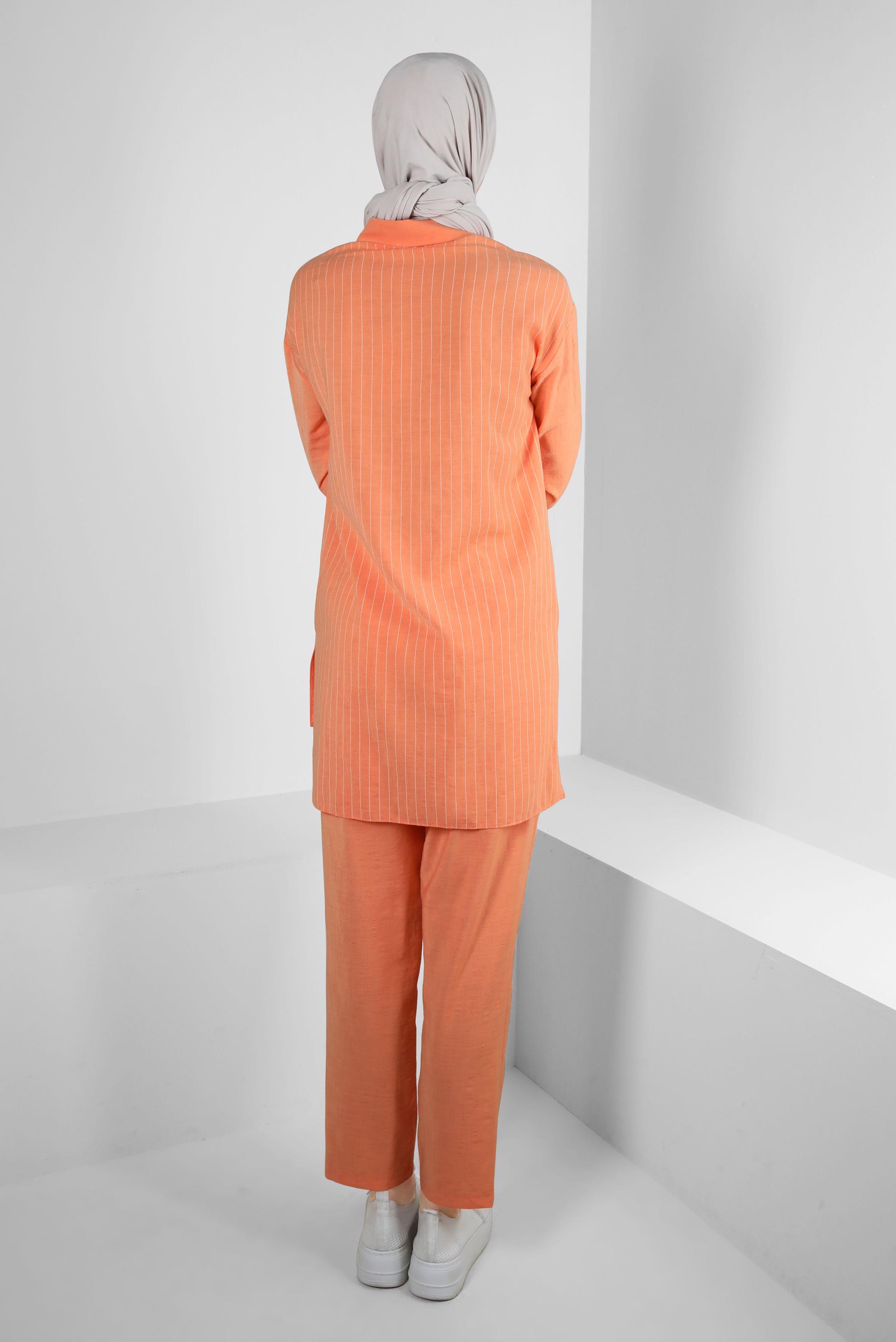 Tesettür giyim TURUNCU ÇİZGİLİ GÖMLEK YAKA İKİLİ PANTOLONLU TAKIM 43601