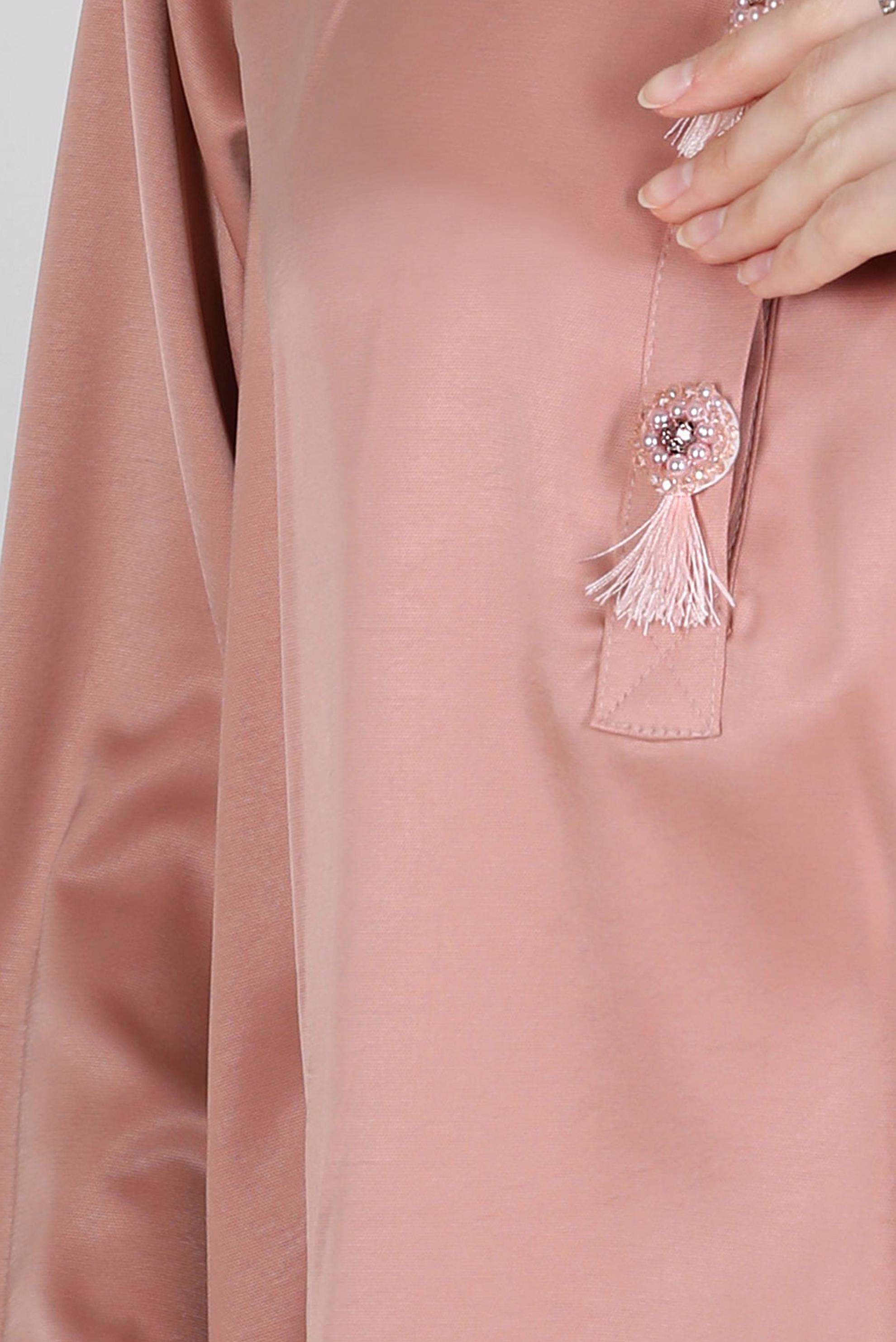 Tesettür giyim PUDRA ASİMETRİK KESİM SATEN İKİLİ PANTOLONLU TAKIM 43613