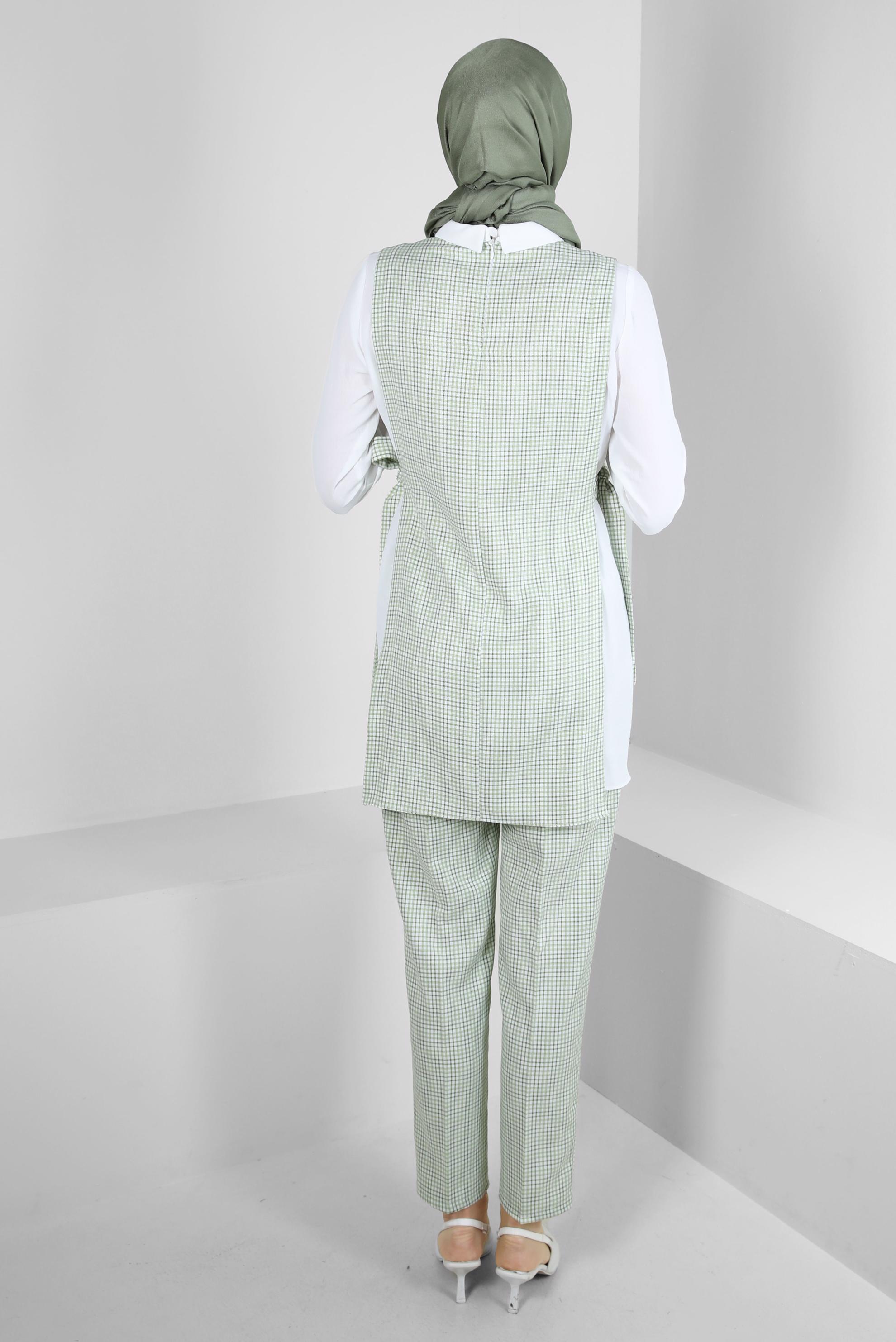 Tesettür giyim YEŞİL PÖTİKARE DESENLİ BAĞLAMA DETAYLI PANTOLONLU TAKIM 43637