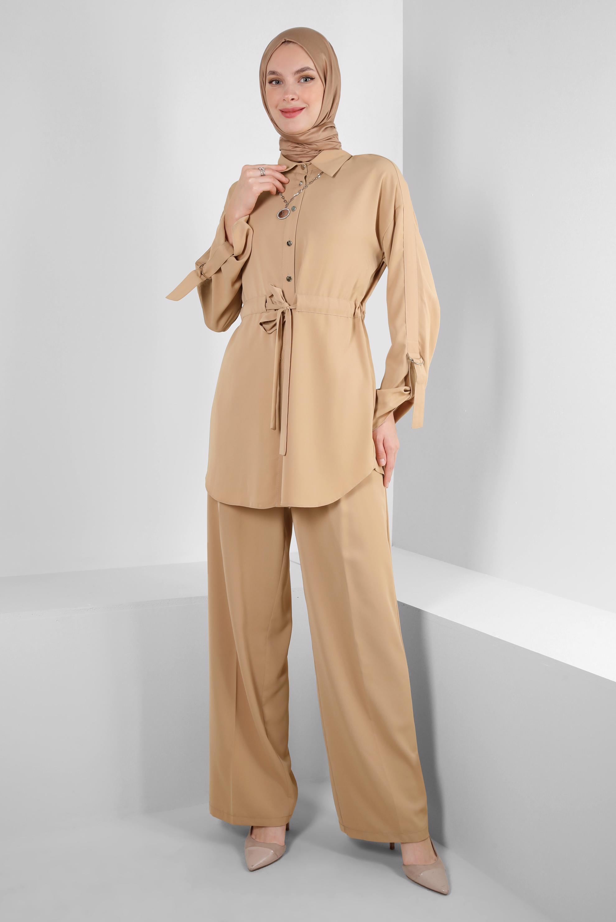 Tesettür giyim KAHVE BAĞLAMA DETAYLI GÖMLEK YAKA PANTOLONLU TAKIM 43684