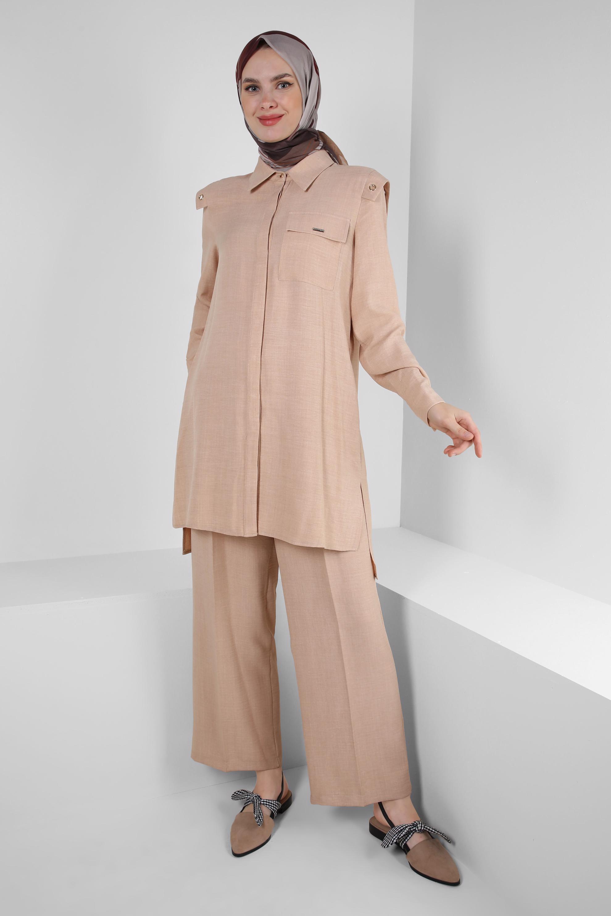 Tesettür giyim BEJ KUŞGÖZÜ DETAYLI GENİŞ PAÇA PANTOLONLU TAKIM 43779