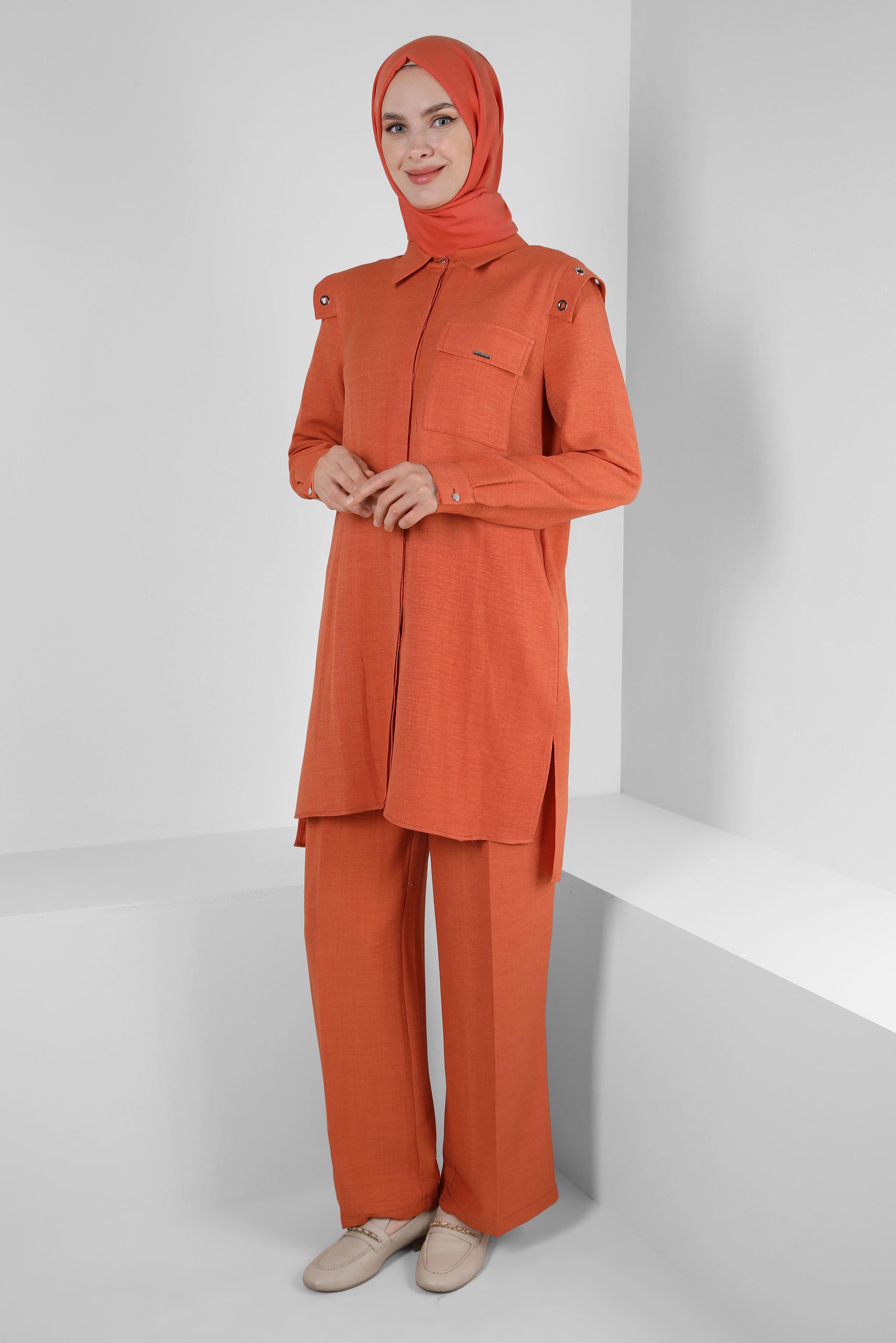 Tesettür giyim TURUNCU KUŞGÖZÜ DETAYLI GENİŞ PAÇA PANTOLONLU TAKIM 43779