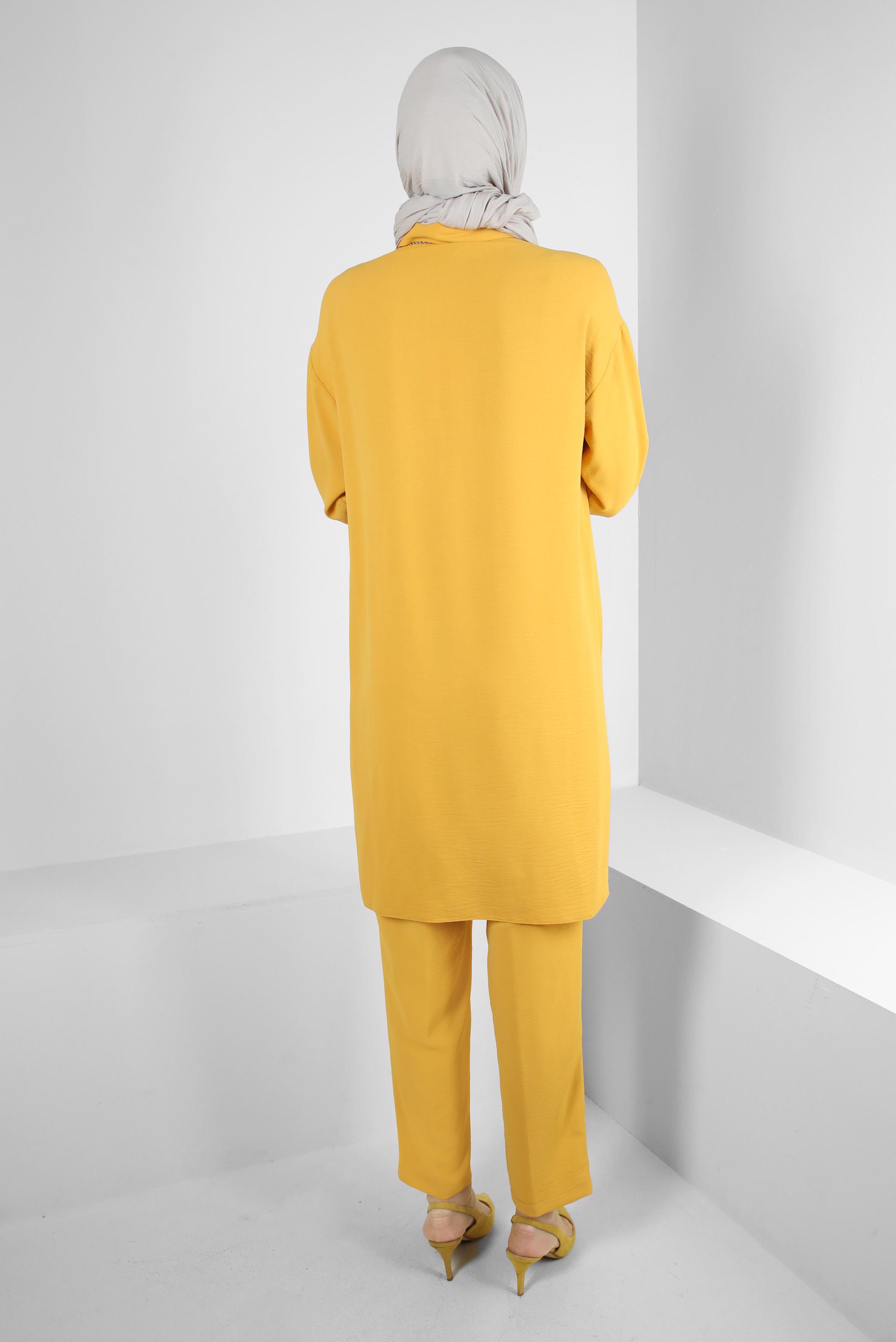 Tesettür giyim SARI GÖMLEK YAKA BELİ LASTİKLİ İKİLİ PANTOLONLU TAKIM 43820