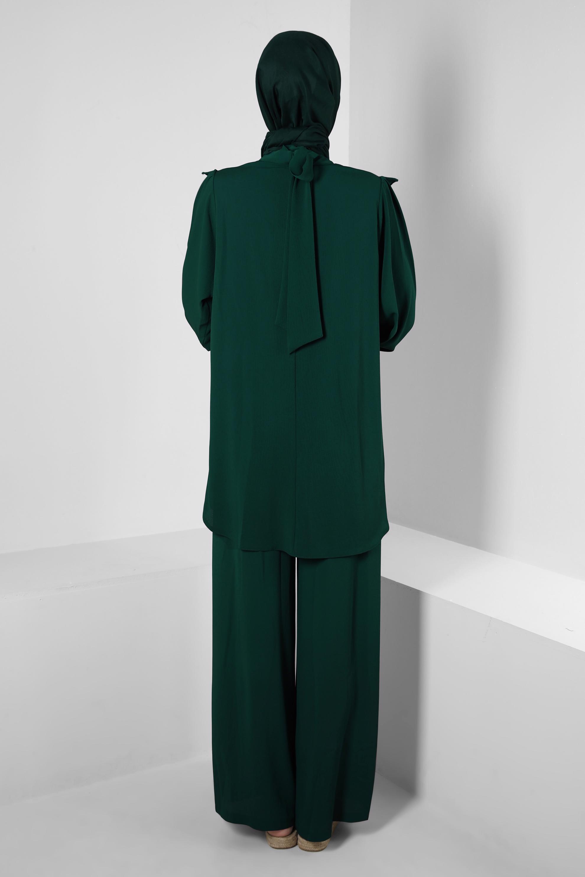 Tesettür giyim YEŞİL FIRFIR DETAYLI BALON KOL PANTOLONLU TAKIM 43861