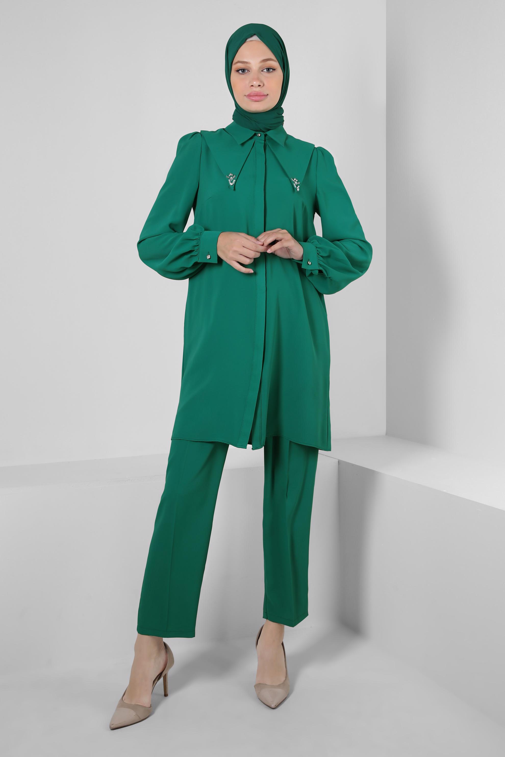 Tesettür giyim YEŞİL TAŞ DETAYLI BELİ LASTİKLİ İKİLİ PANTOLONLU TAKIM 43910