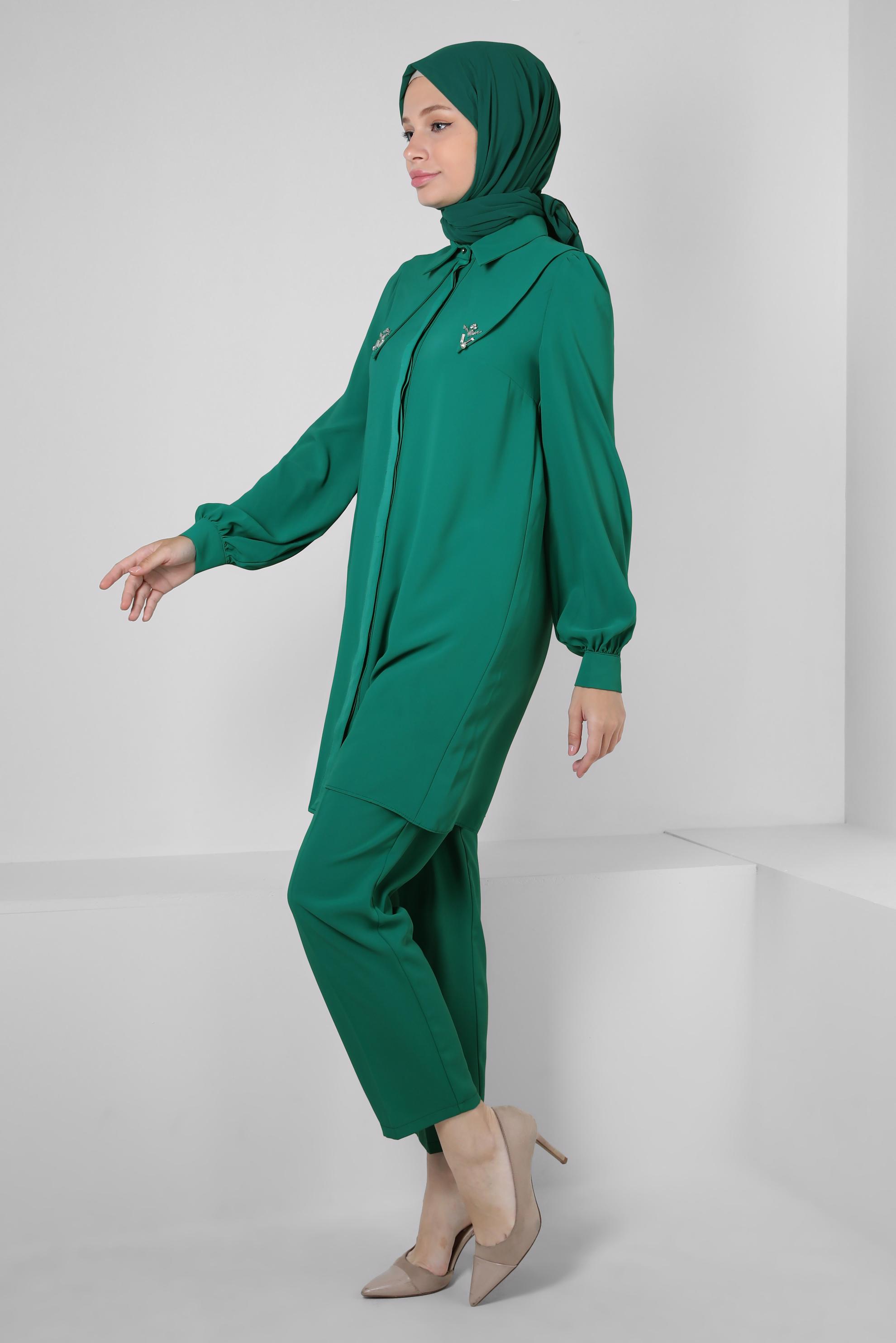 Tesettür giyim YEŞİL TAŞ DETAYLI BELİ LASTİKLİ İKİLİ PANTOLONLU TAKIM 43910