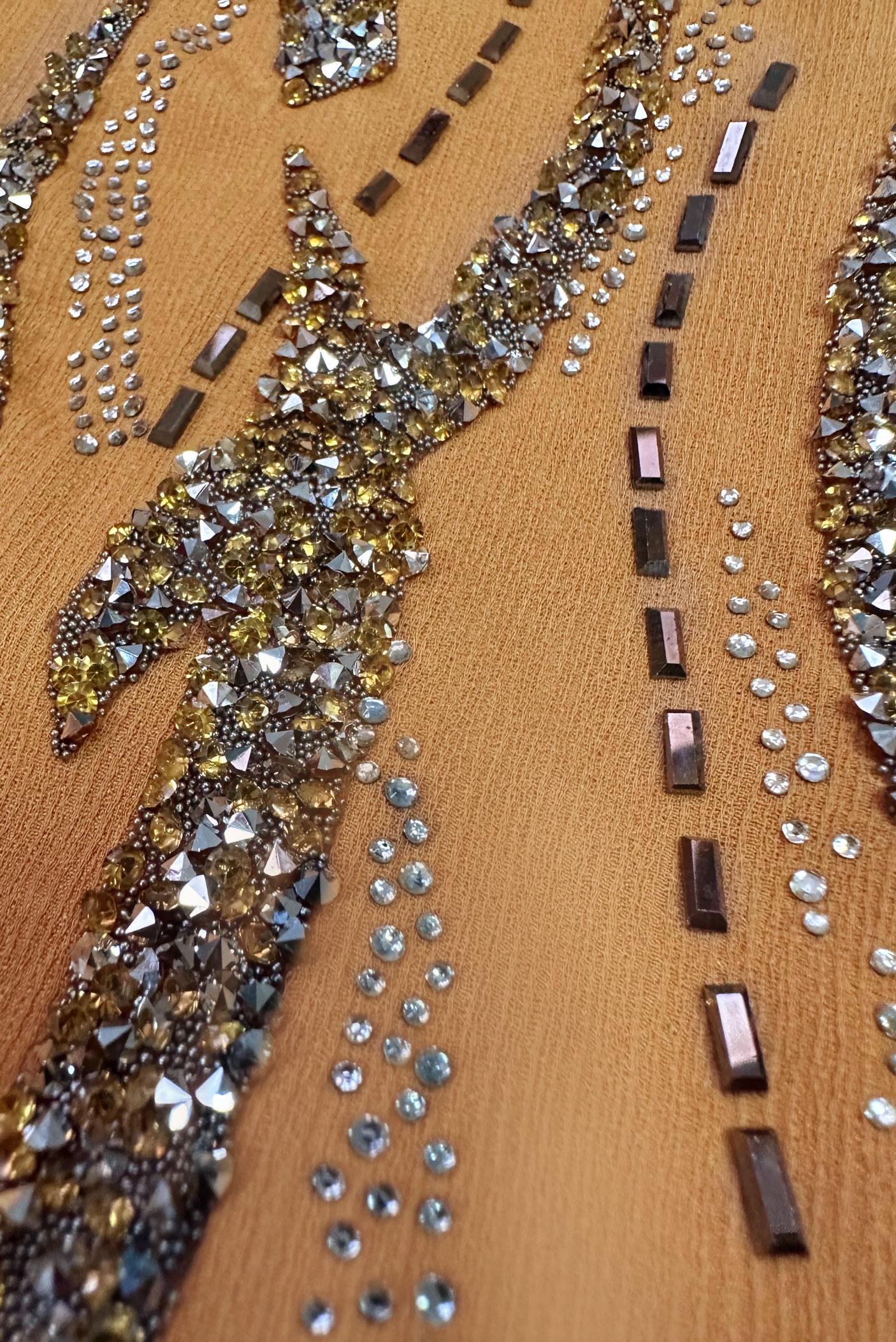 Tesettür giyim SARI GİZLİ DÜĞMELİ TAŞ BASKILI TUNİK 20386