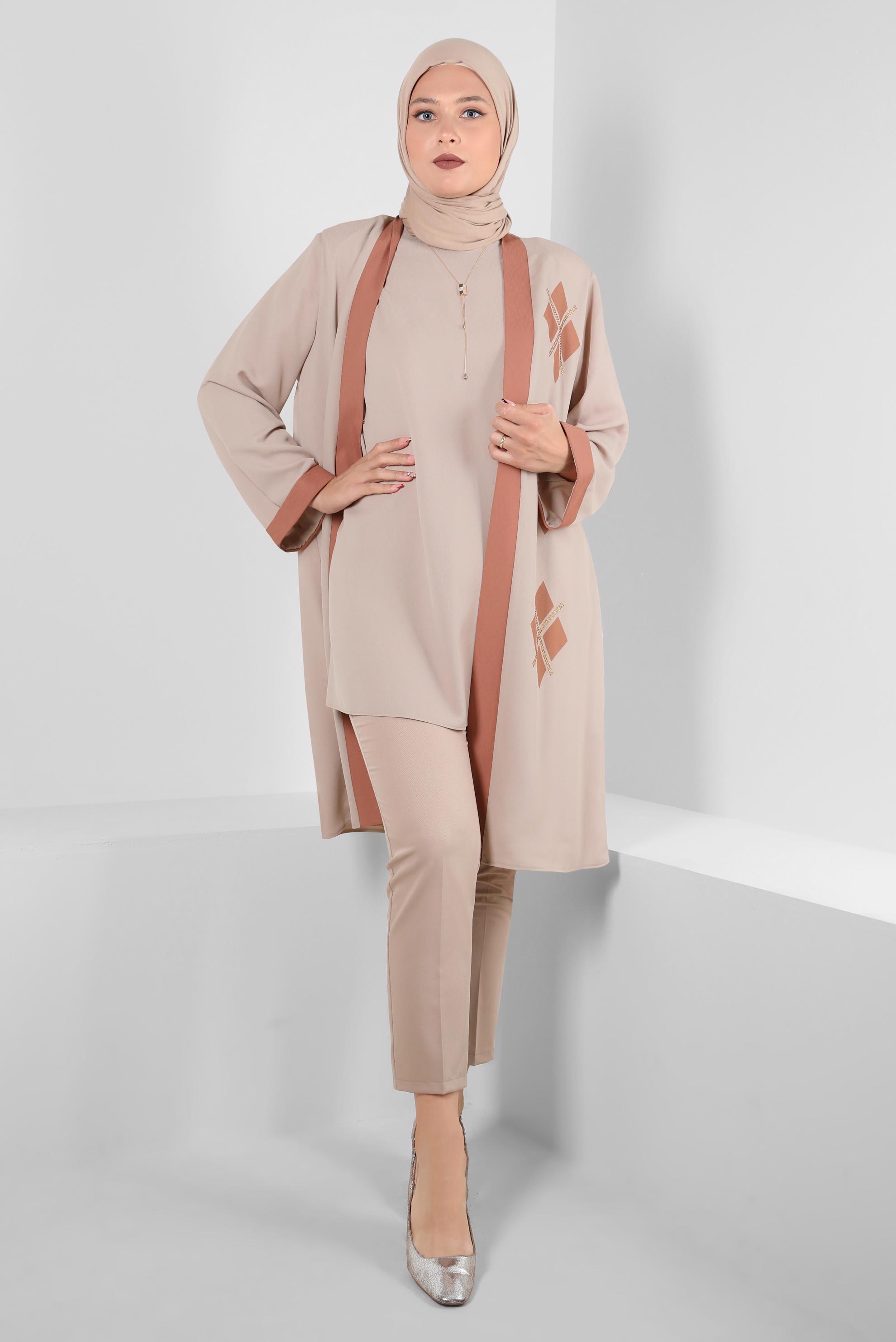 Tesettür giyim BEJ GEOMETRİK DESENLİ İKİLİ TUNİKLİ TAKIM 20388