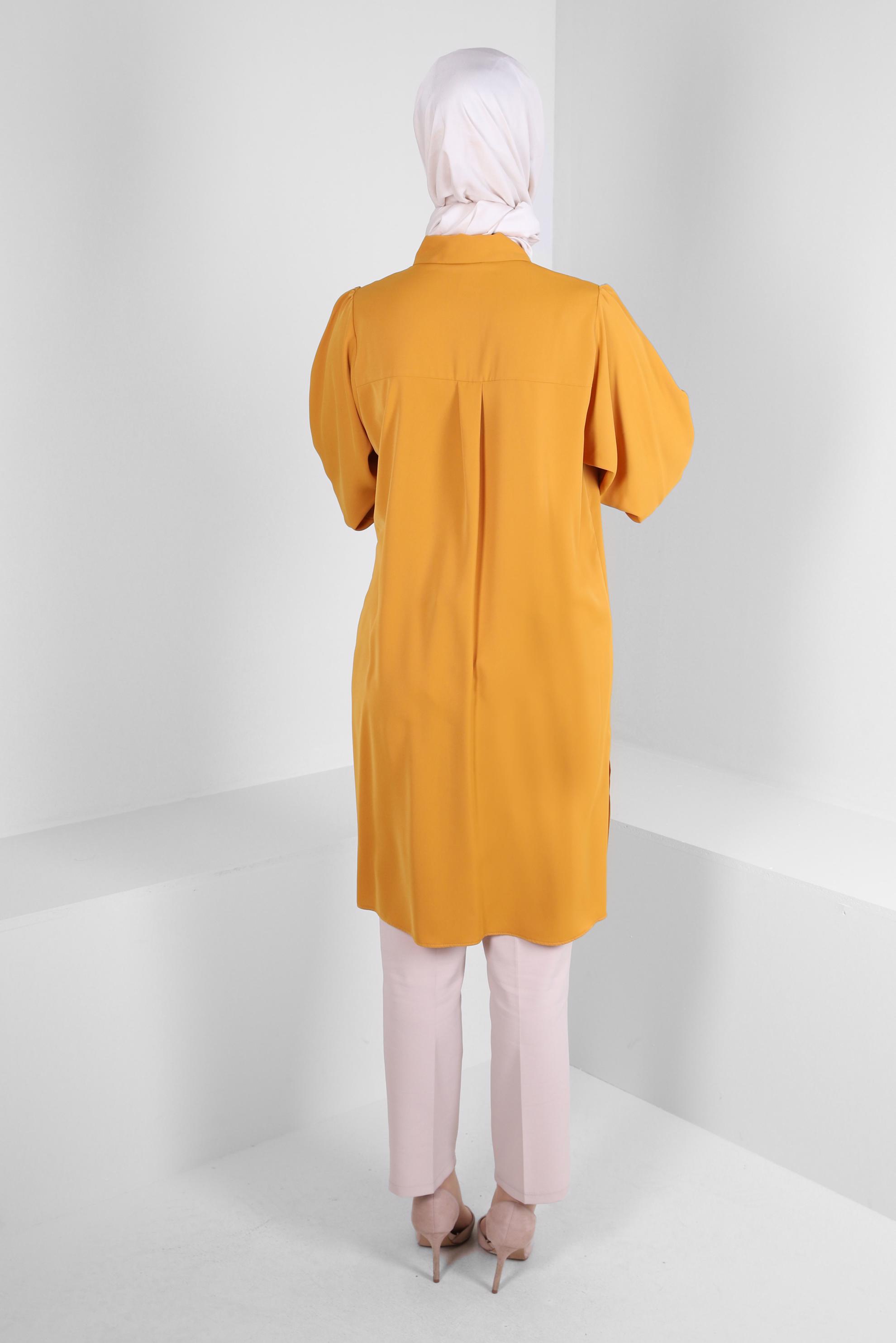 Tesettür giyim SARI TAŞ PÜSKÜL DETAYLI GİZLİ DÜĞMELİ TUNİK 43502