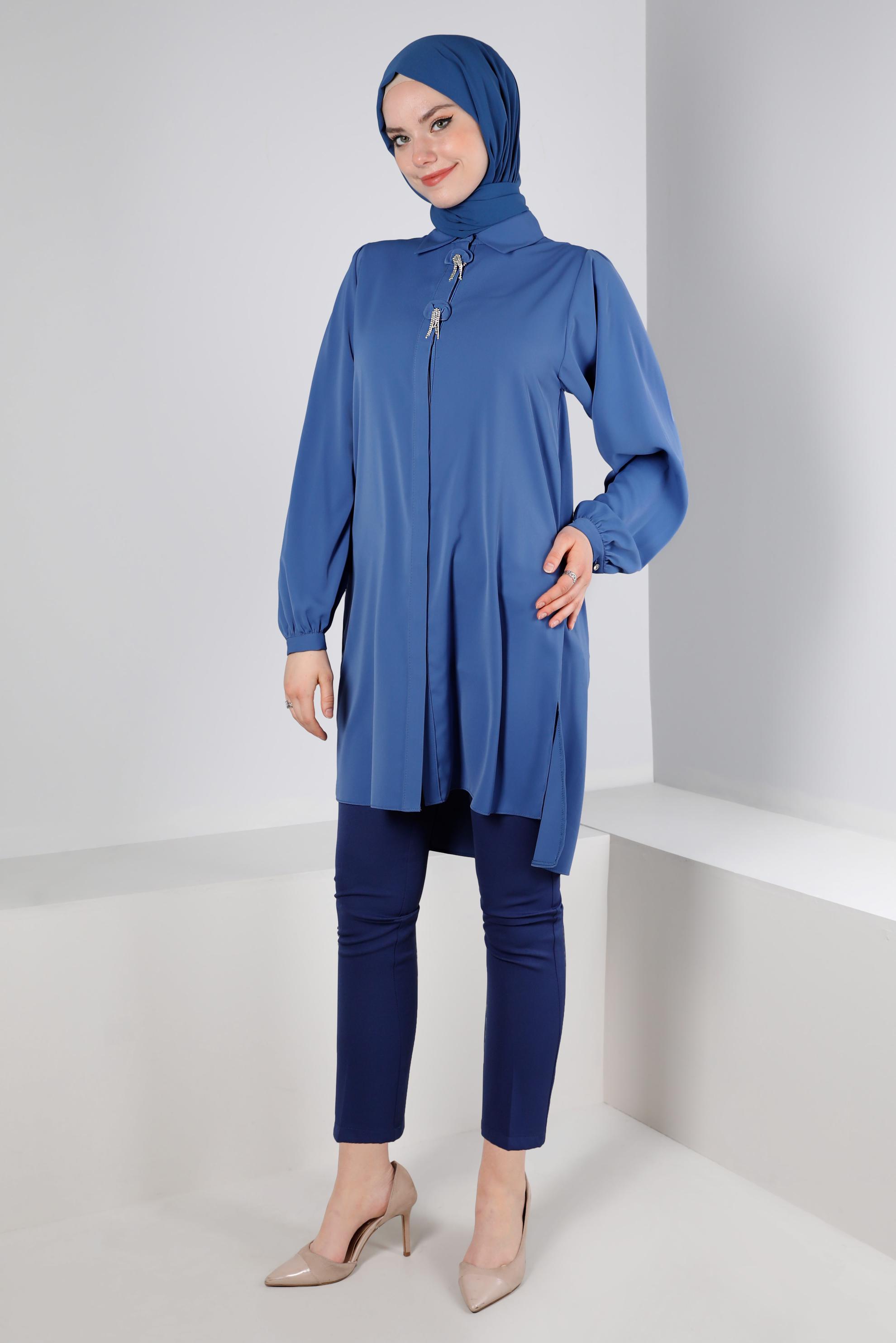 Tesettür giyim LACİVERT TAŞ PÜSKÜL DETAYLI GİZLİ DÜĞMELİ TUNİK 43502