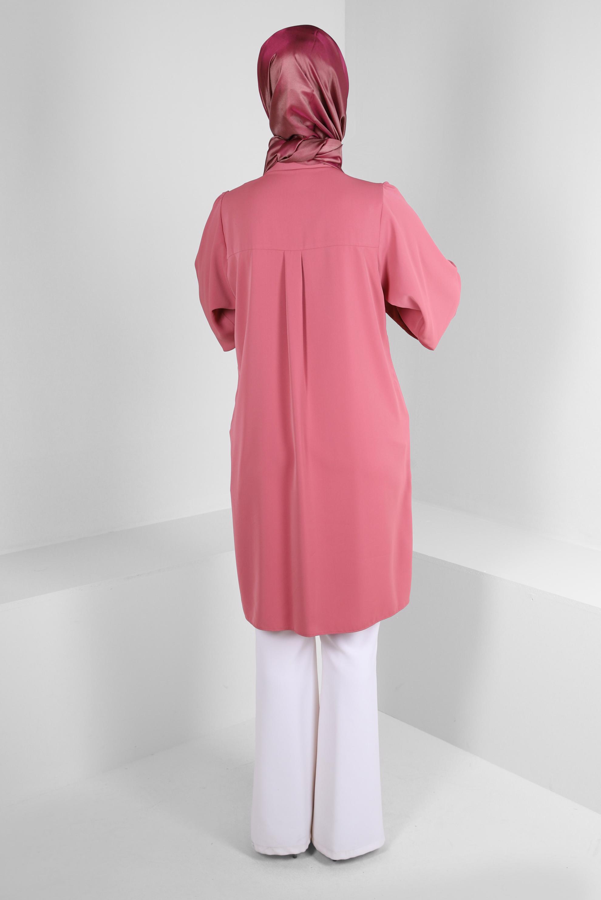 Tesettür giyim PEMBE TAŞ PÜSKÜL DETAYLI GİZLİ DÜĞMELİ TUNİK 43502