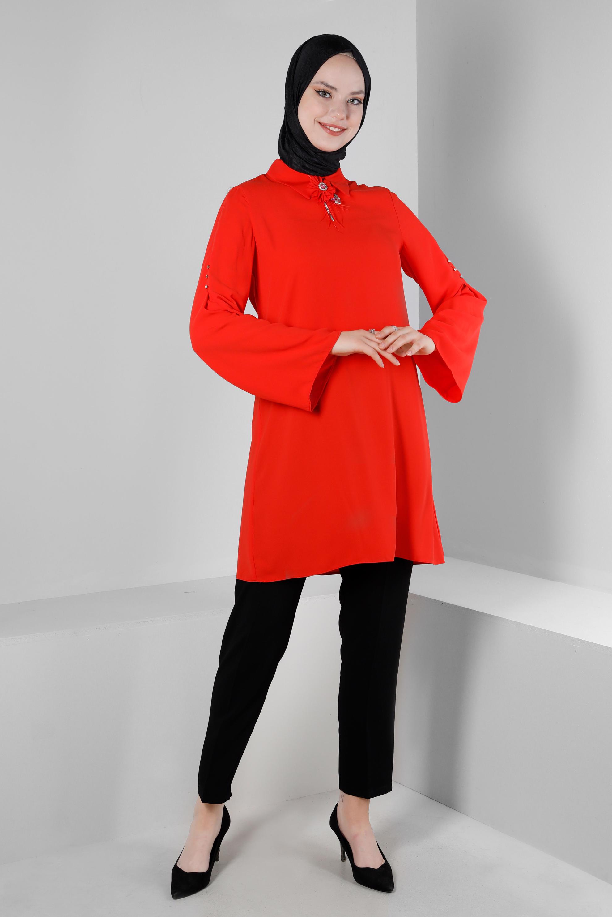 Tesettür giyim KIRMIZI İSPANYOL KOL ÇİÇEK AKSESUARLI TUNİK 43503