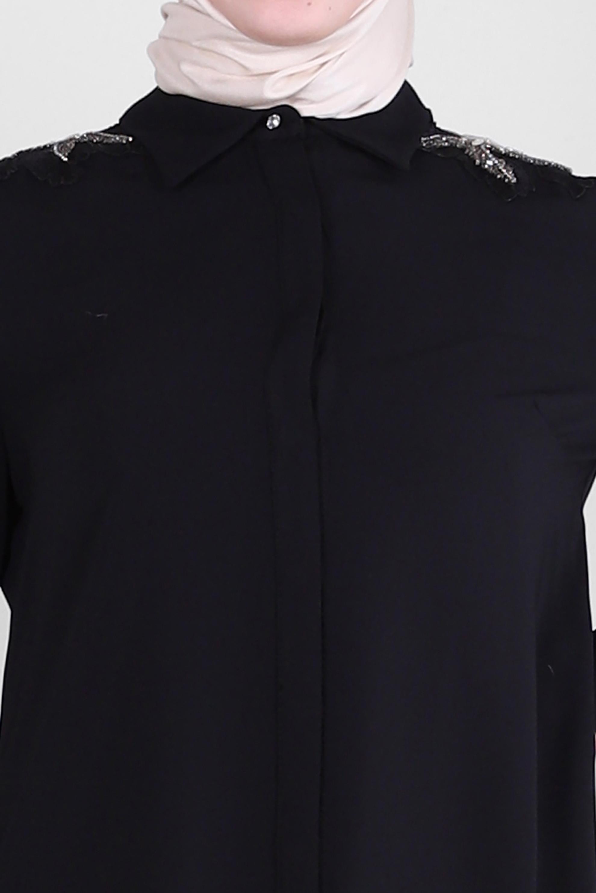 Tesettür giyim SİYAH TAŞ İŞLEME DETAYLI GİZLİ DÜĞMELİ TUNİK 43504