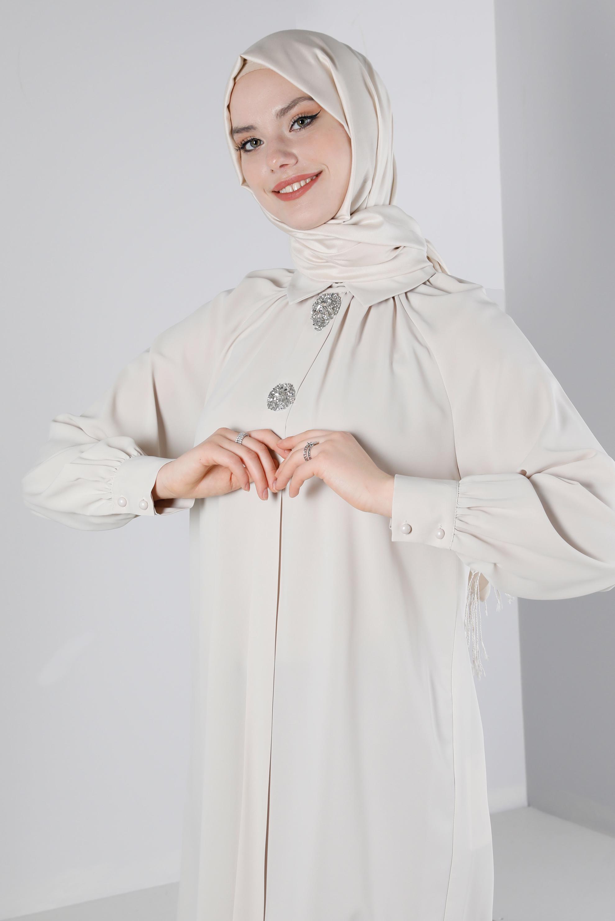 Tesettür giyim BEJ AKSESUAR DETAYLI GÖMLEK YAKA TUNİK 43507