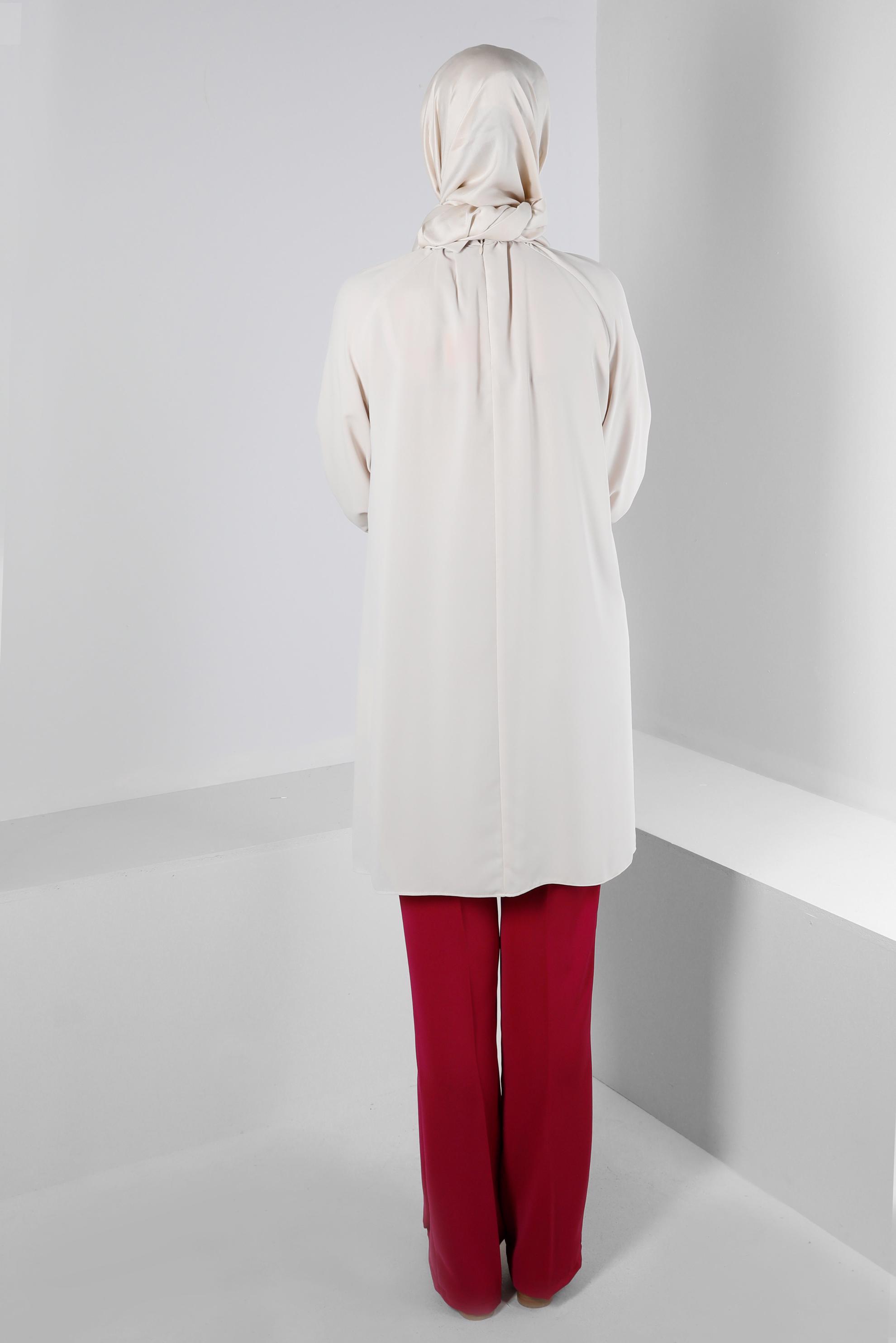 Tesettür giyim BEJ AKSESUAR DETAYLI GÖMLEK YAKA TUNİK 43507