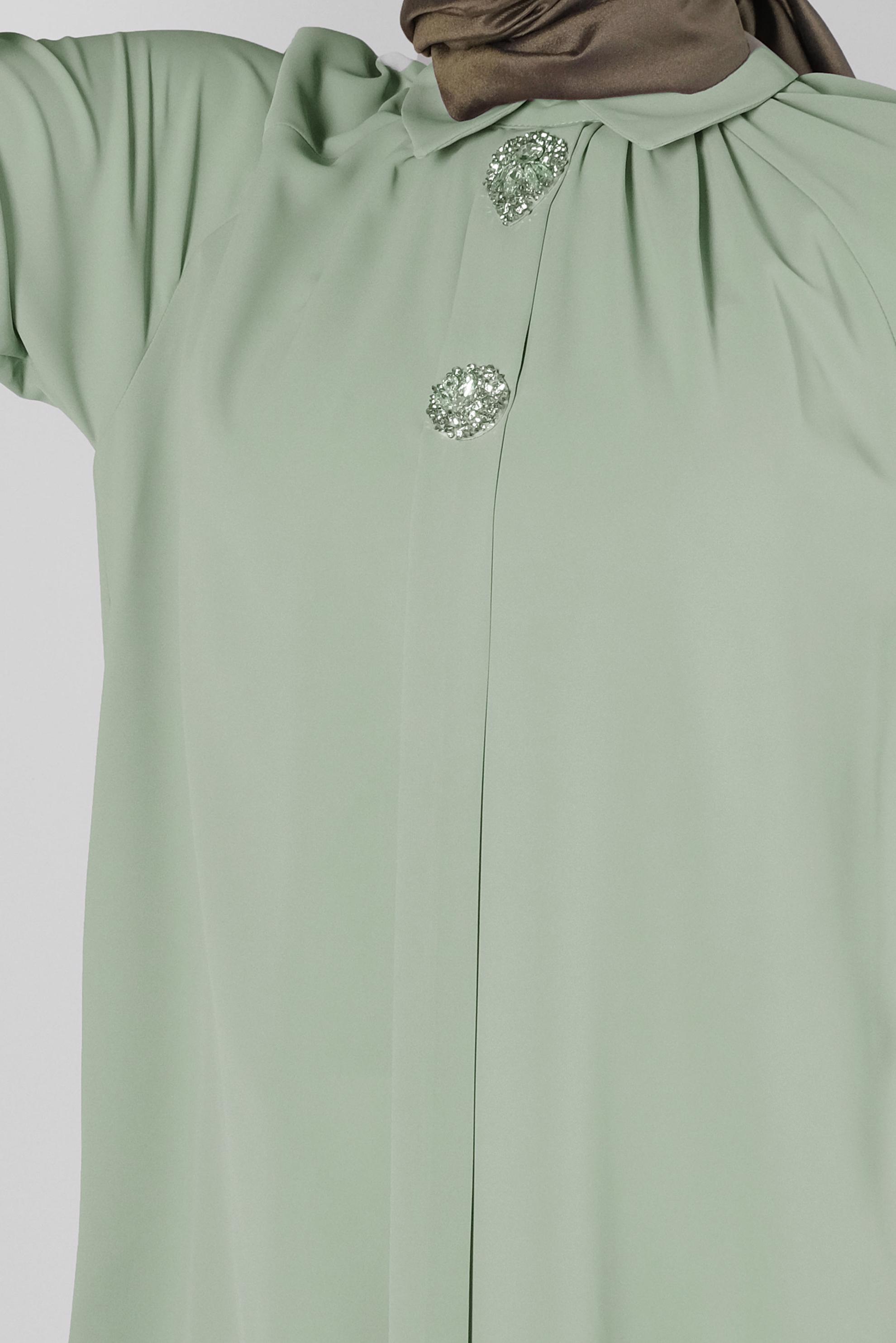 Tesettür giyim YEŞİL AKSESUAR DETAYLI GÖMLEK YAKA TUNİK 43507