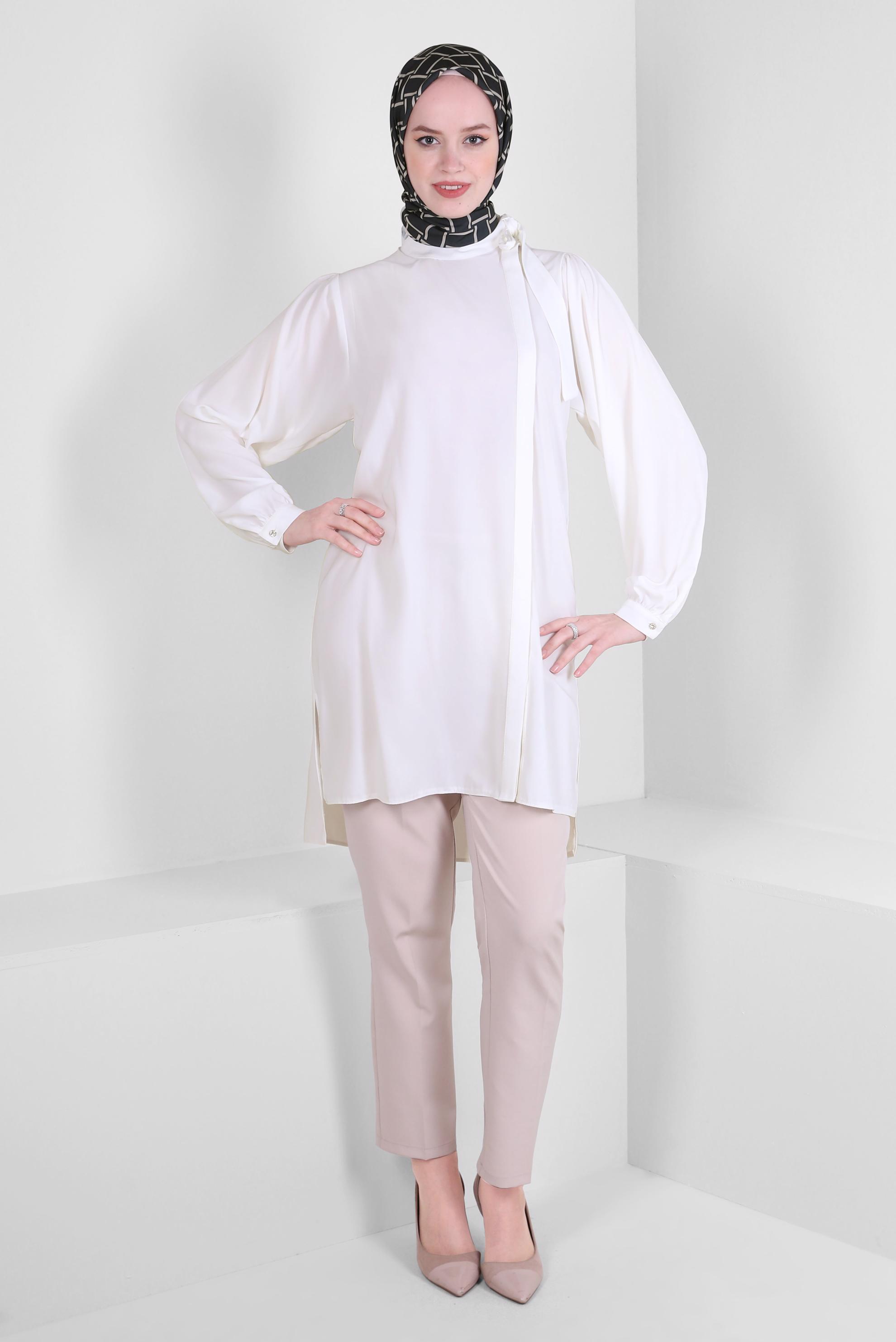 Tesettür giyim BEYAZ YAKASI BAĞLAMA DETAYLI GİZLİ DÜĞMELİ TUNİK 43508