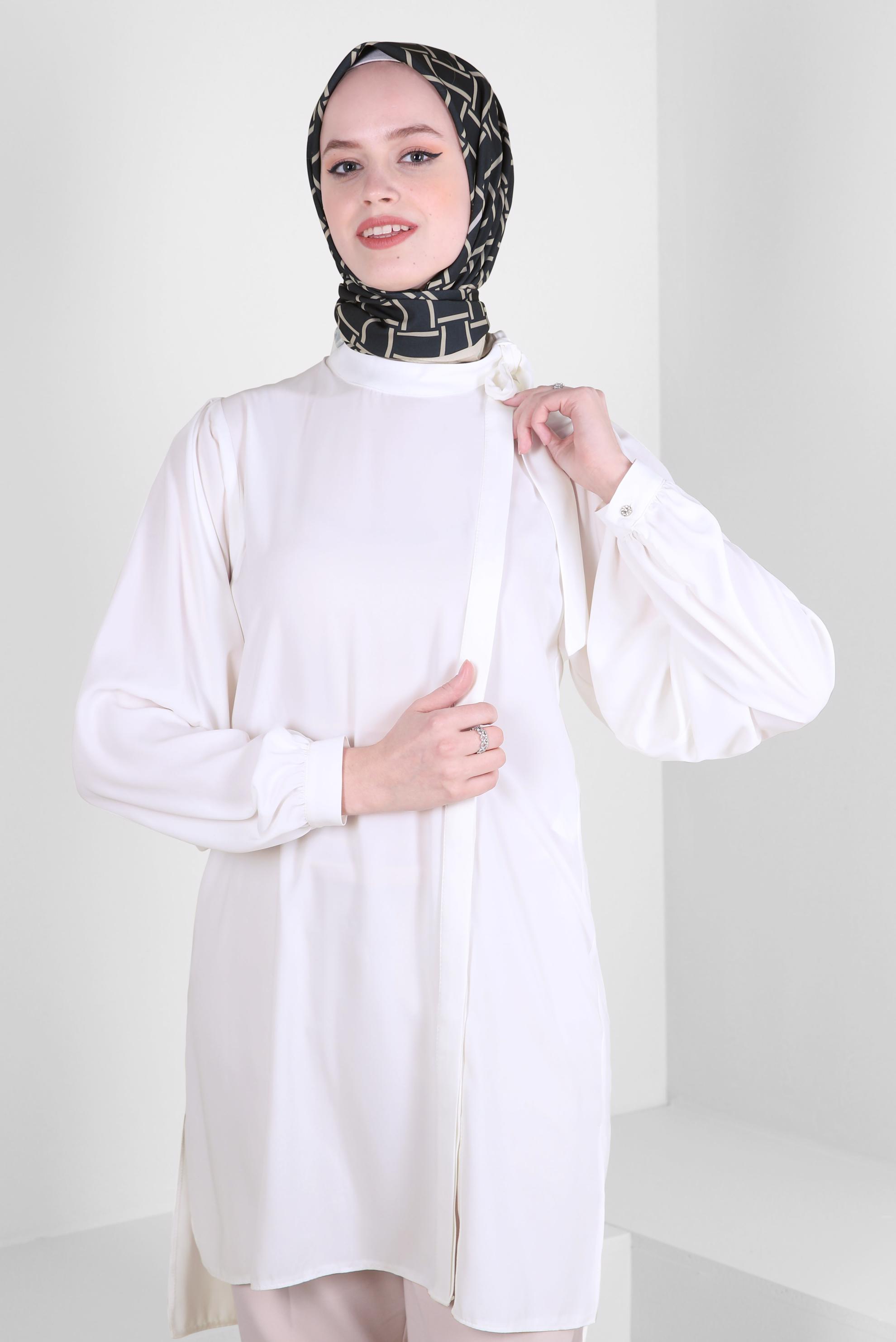 Tesettür giyim BEYAZ YAKASI BAĞLAMA DETAYLI GİZLİ DÜĞMELİ TUNİK 43508