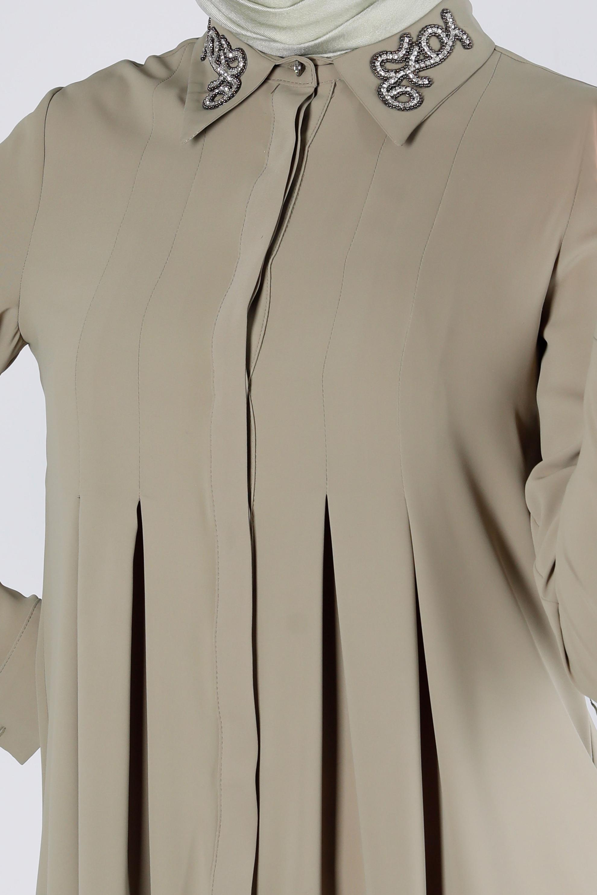 Tesettür giyim HAKİ YAKASI İŞLEMELİ PİLİSE DETAYLI TUNİK 43509