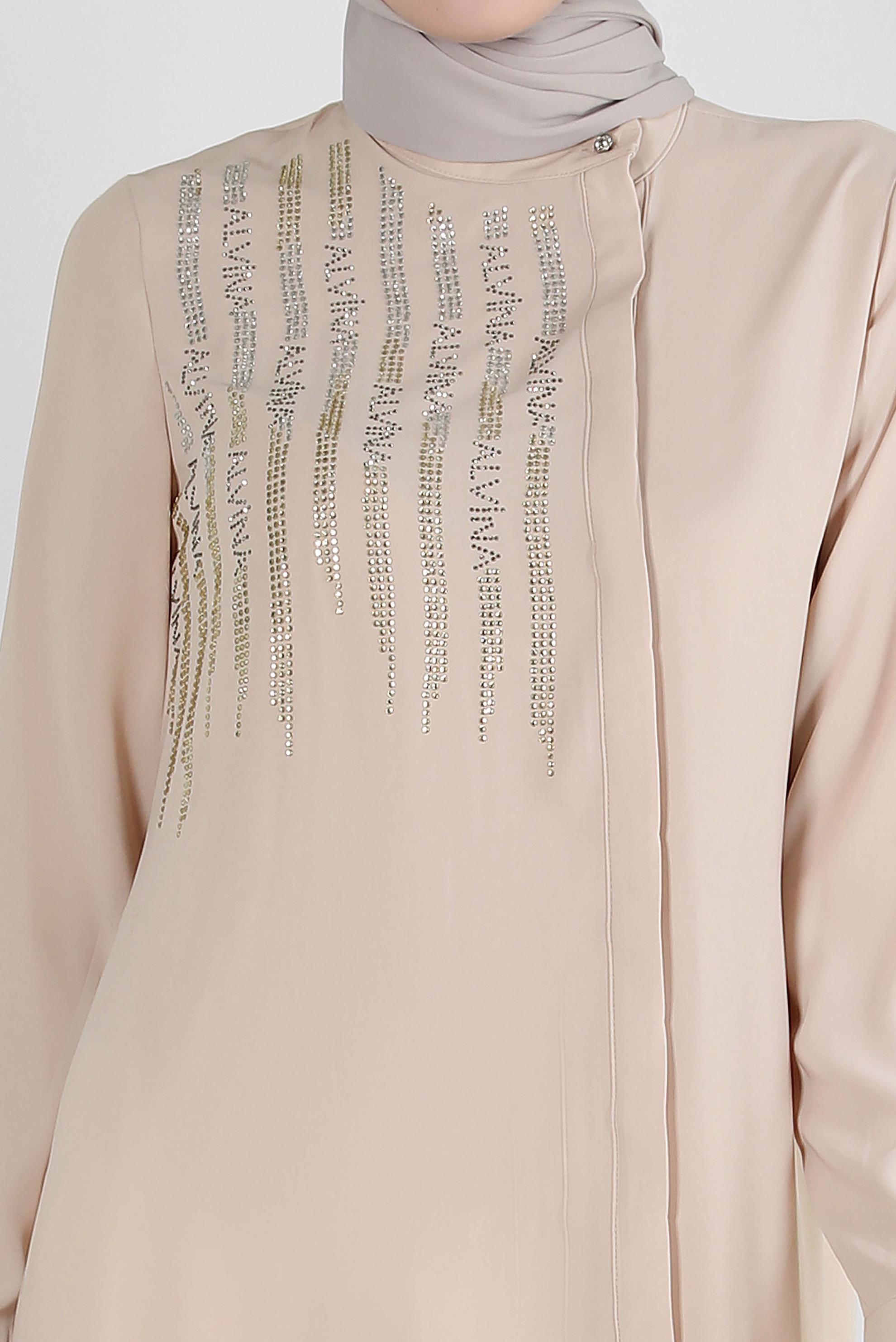 Tesettür giyim BEJ TAŞ İŞLEMELİ YANI YIRTMAÇLI UZUN TUNİK 43521