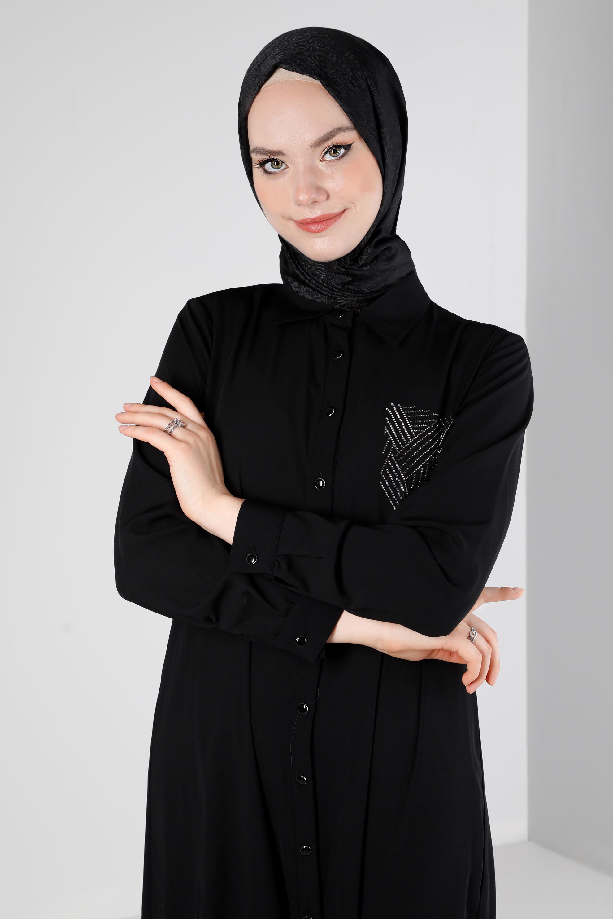 Tesettür giyim SİYAH TAŞ BASKILI DÜĞMELİ UZUN TUNİK 43522