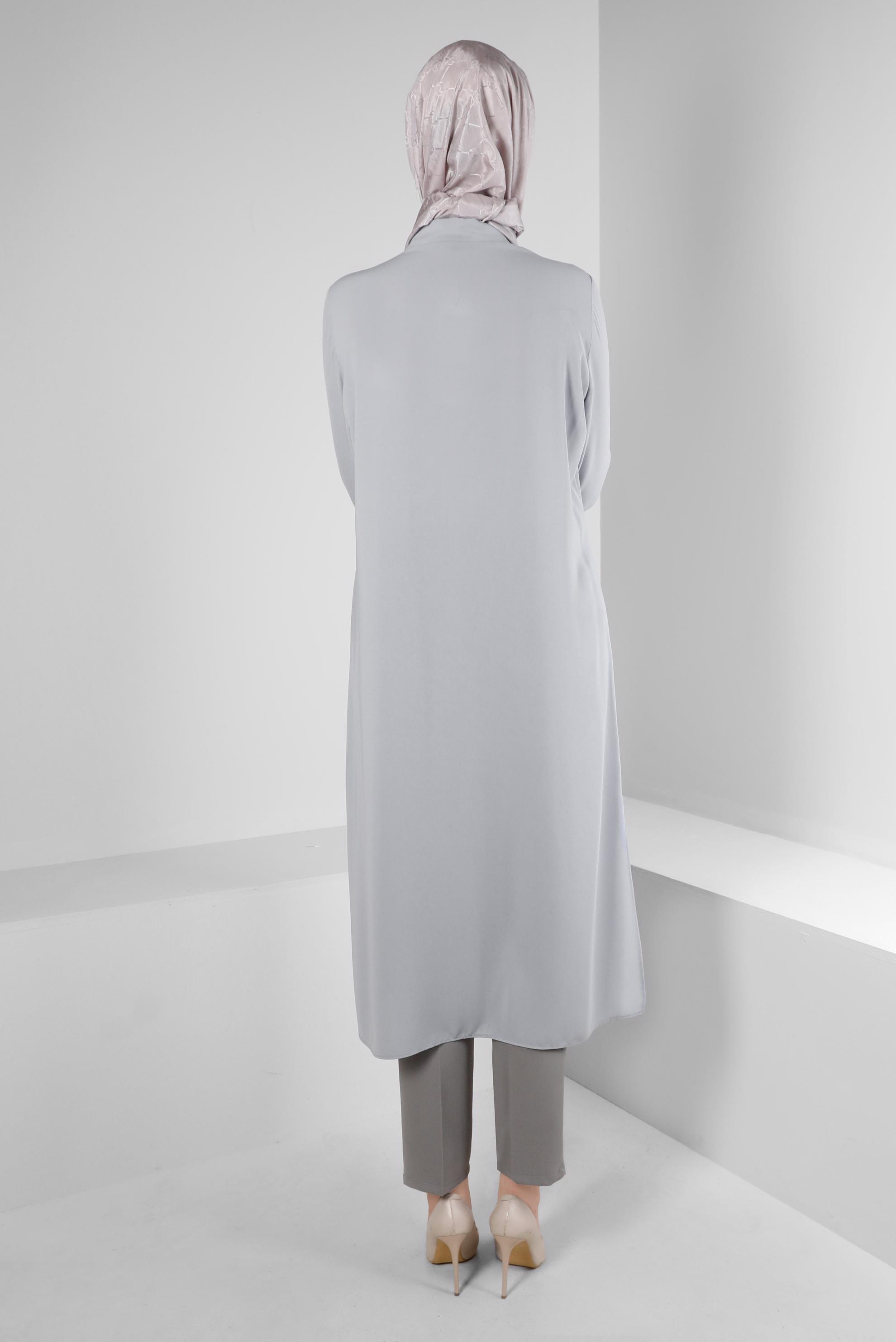 Tesettür giyim GRİ TAŞ BASKILI DÜĞMELİ UZUN TUNİK 43522