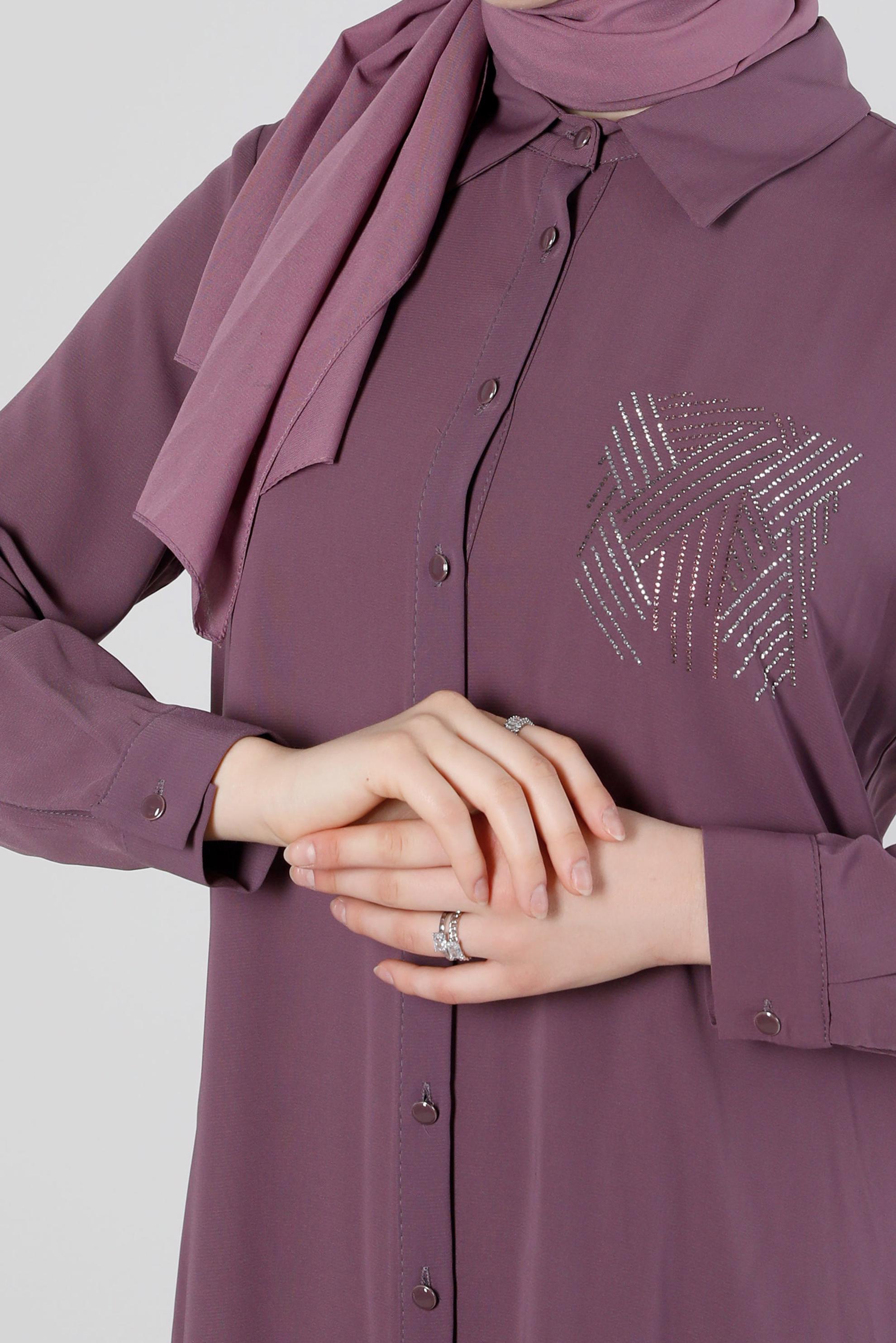 Tesettür giyim MOR TAŞ BASKILI DÜĞMELİ UZUN TUNİK 43522