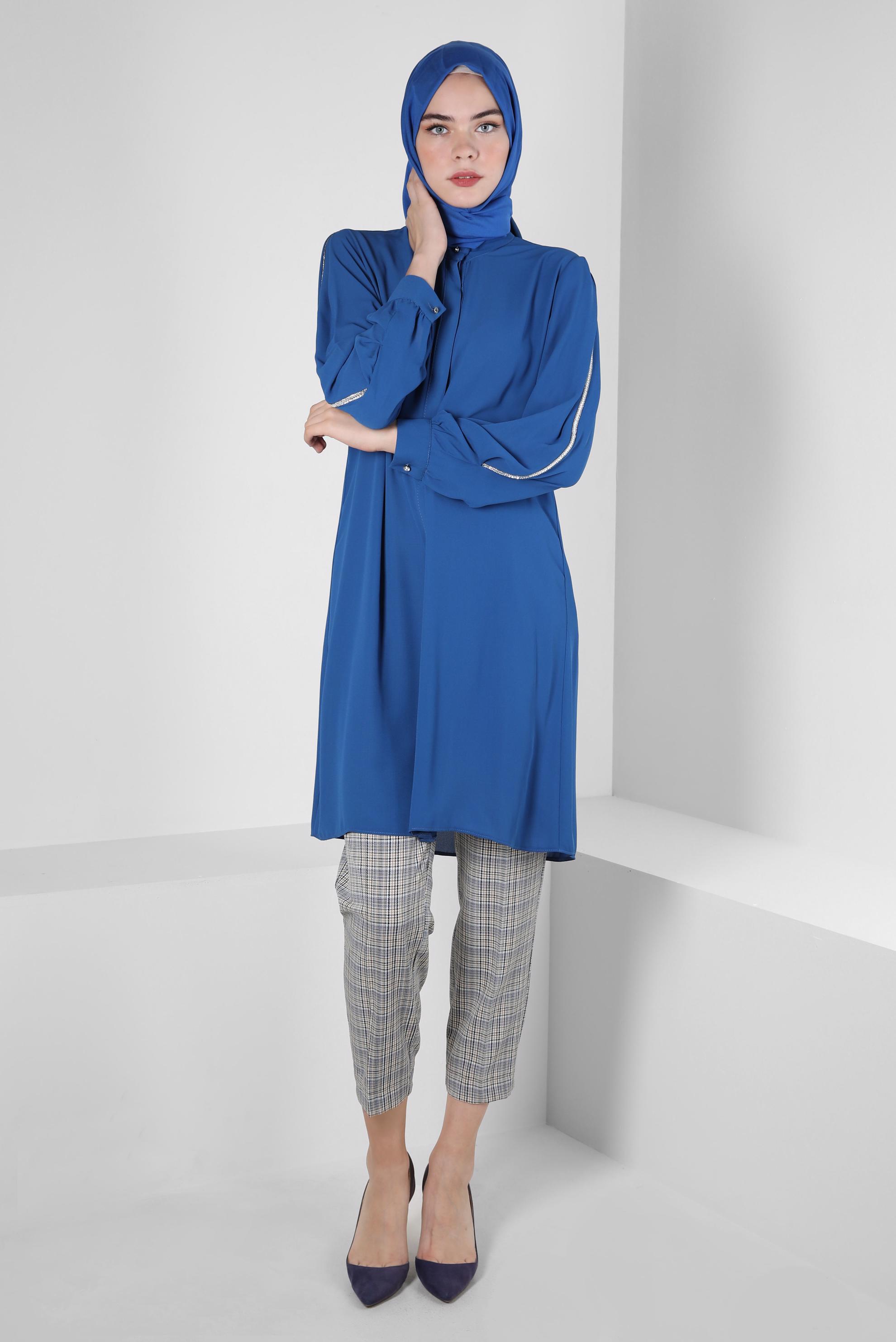 Tesettür giyim LACİVERT KOLU TAŞ ŞERİTLİ TUNİK 43524