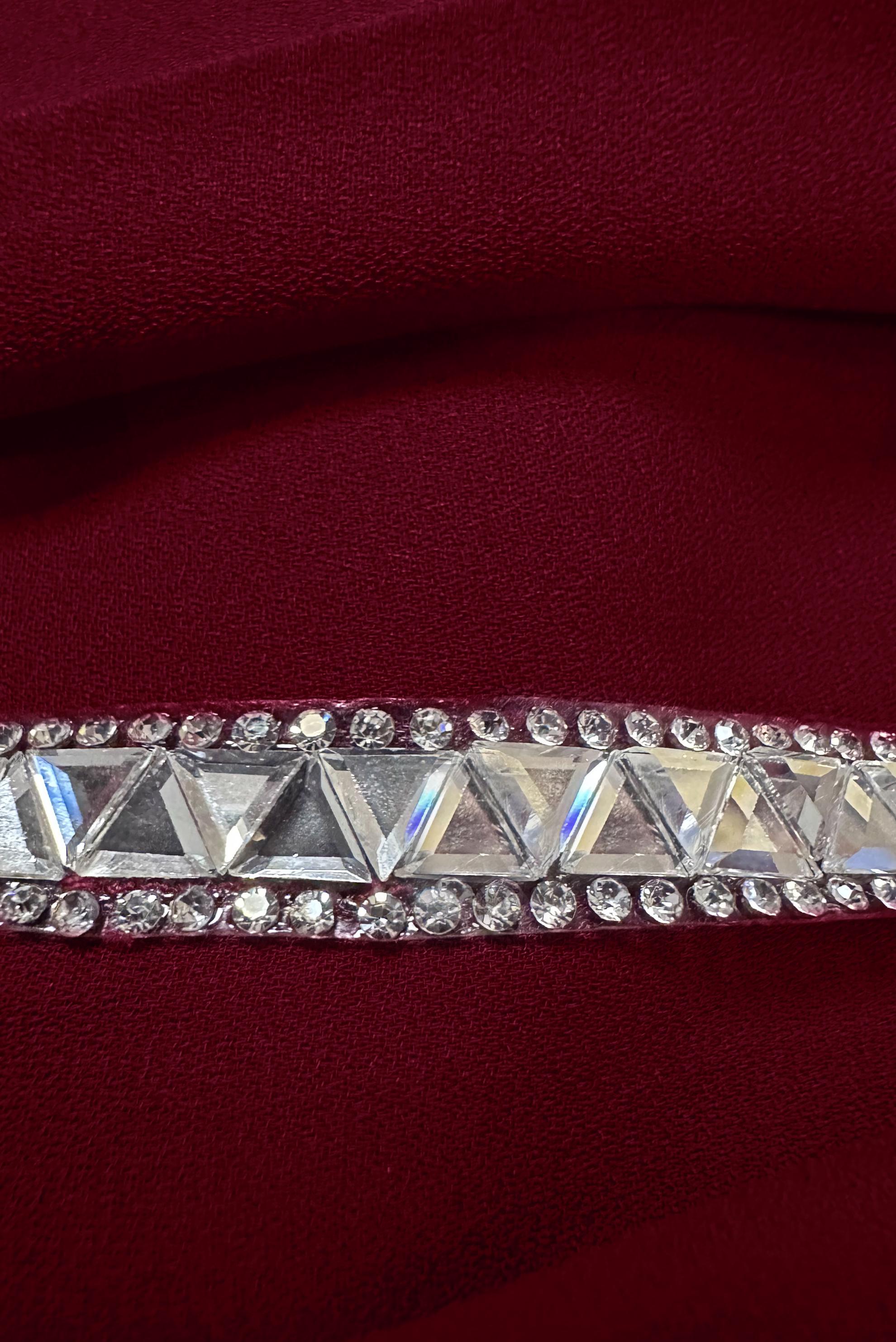 Tesettür giyim BORDO KOLU TAŞ ŞERİTLİ TUNİK 43524