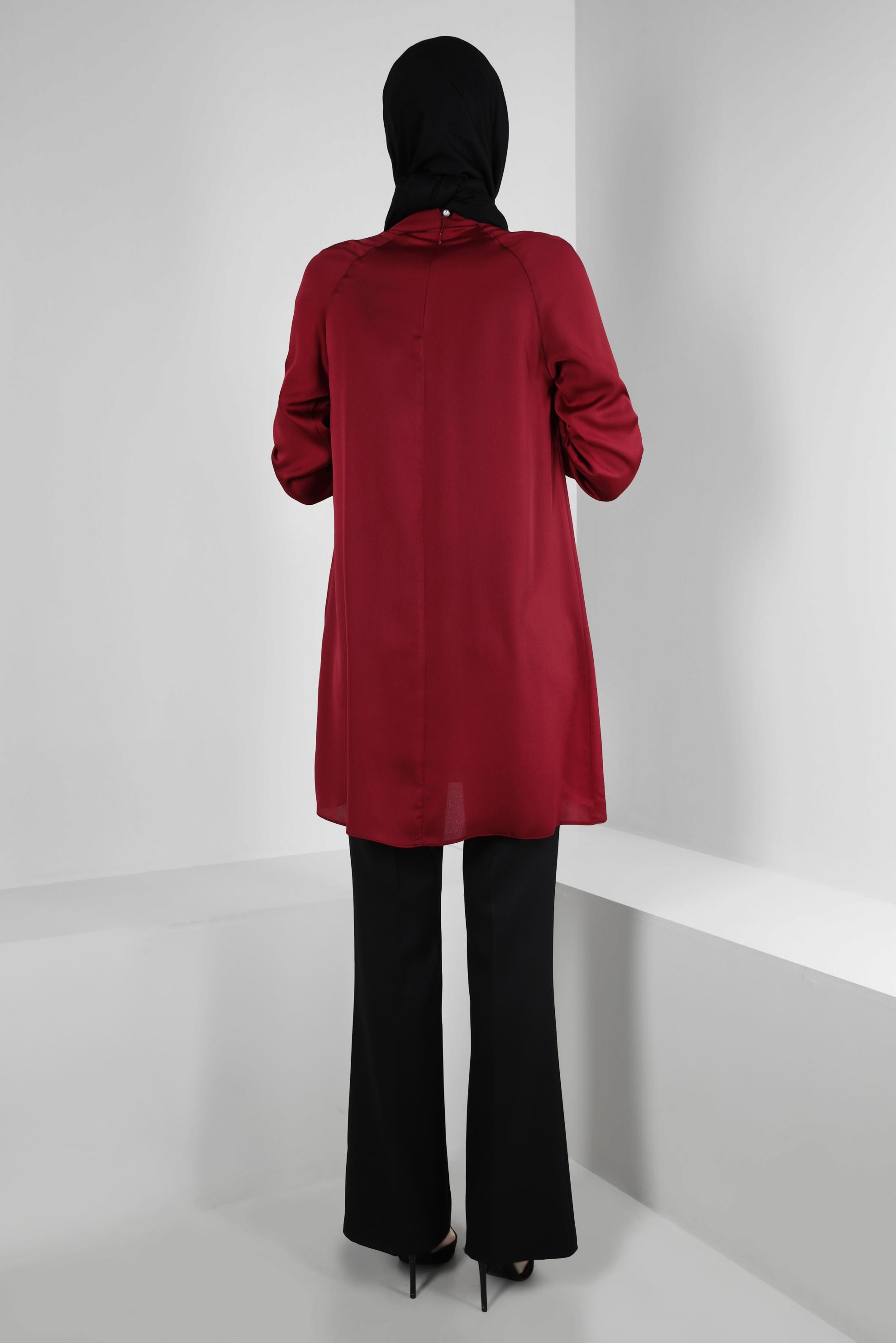 Tesettür giyim BORDO MANŞETLERİ BAĞLAMA DETAYLI SATEN TUNİK 43526