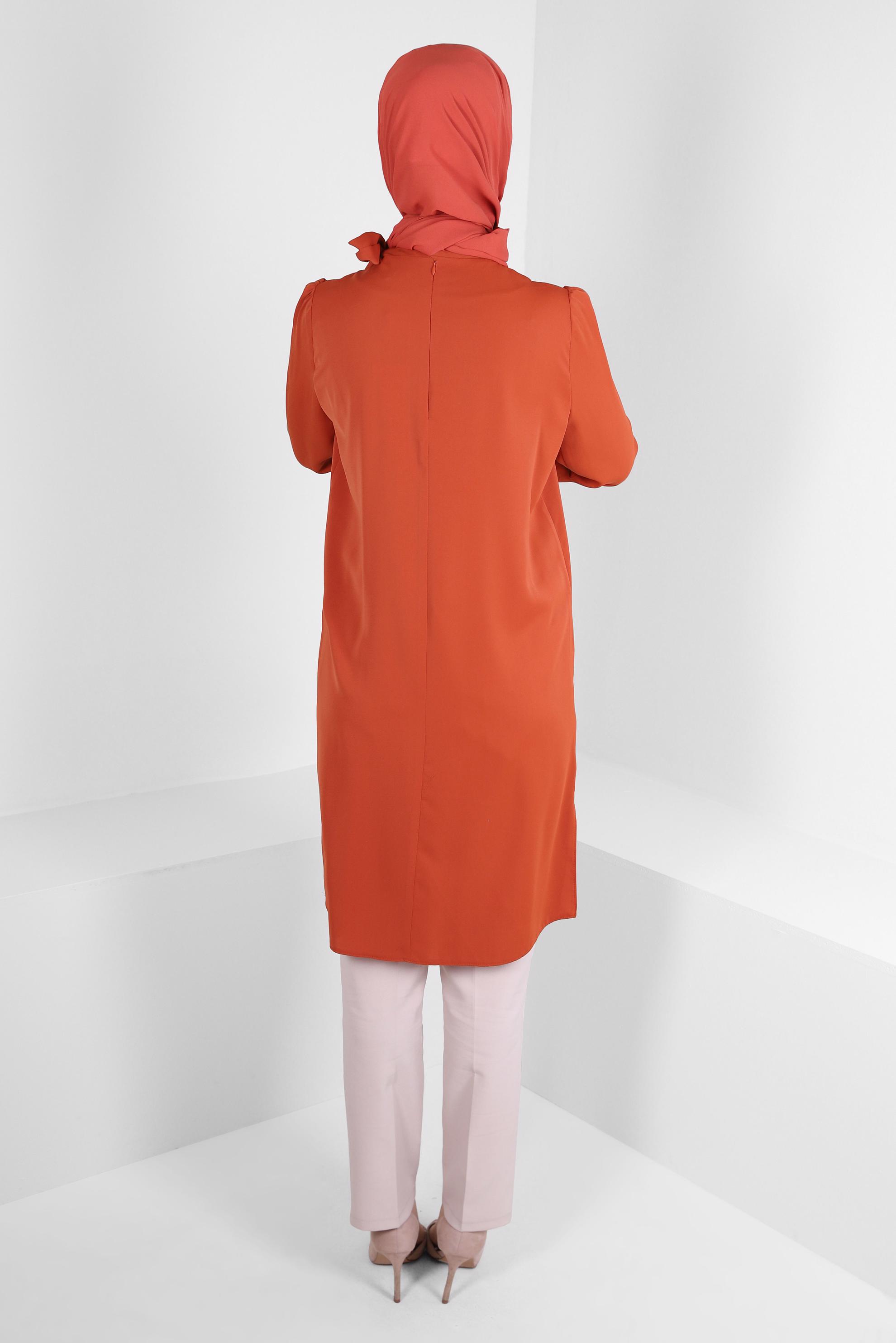 Tesettür giyim TURUNCU TAŞ İŞLEMELİ YAKASI BAĞLAMA DETAYLI TUNİK 43527