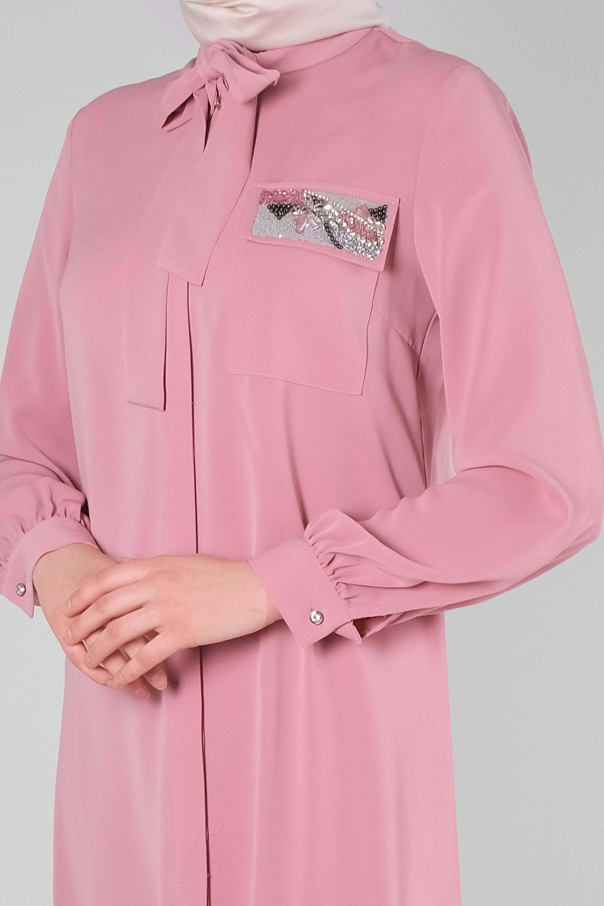 Tesettür giyim PUDRA BONCUK İŞLEME DETAYLI FULAR YAKA TUNİK 43530