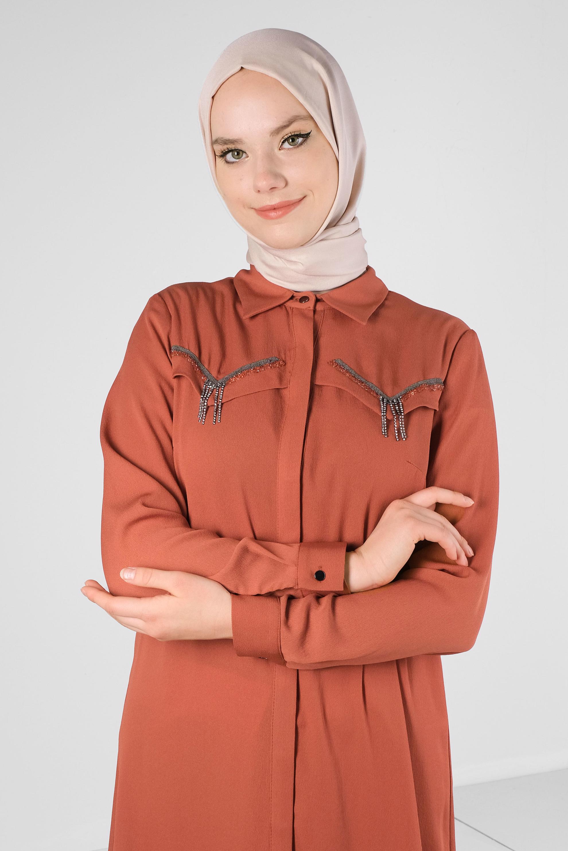 Tesettür giyim TURUNCU ZİNCİR DETAYLI GÖMLEK YAKA TUNİK 43531
