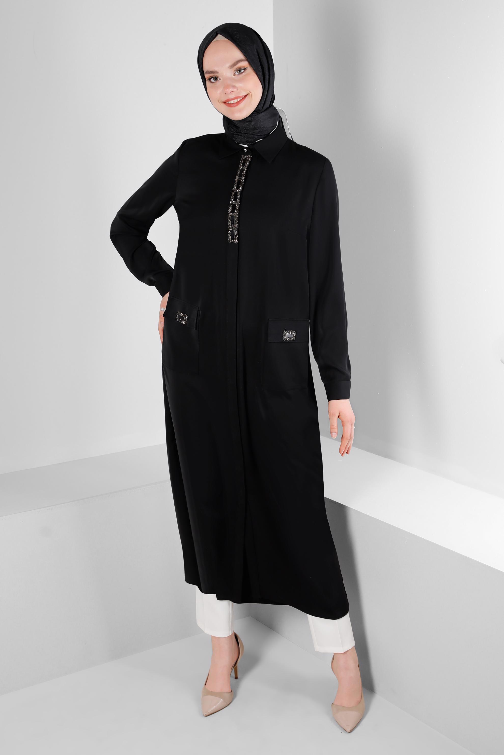 Tesettür giyim SİYAH TAŞ BASKILI GİZLİ DÜĞMELİ TUNİK 43533