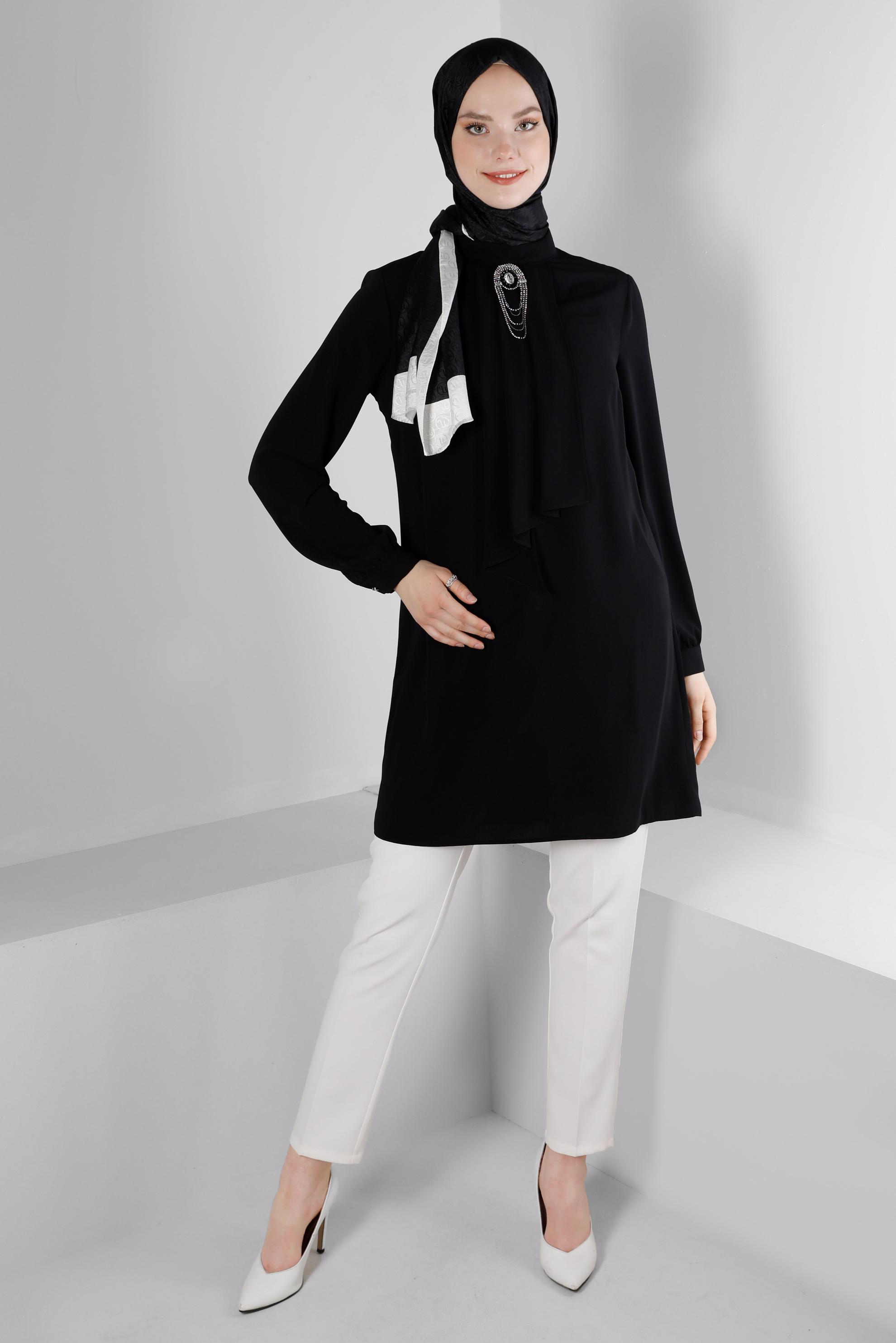 Tesettür giyim SİYAH AKSESUARLI FIRFIR DETAYLI TUNİK 43539