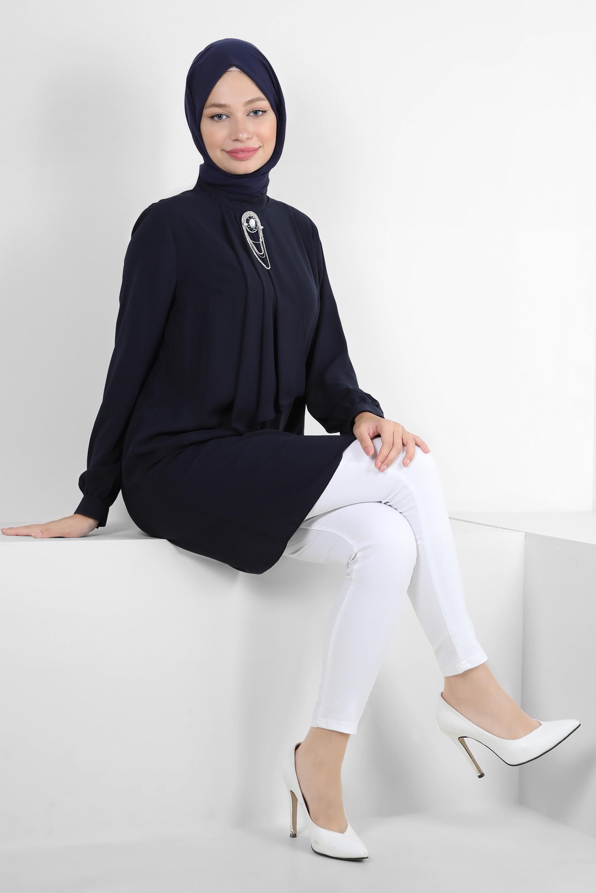 Tesettür giyim LACİVERT AKSESUARLI FIRFIR DETAYLI TUNİK 43539