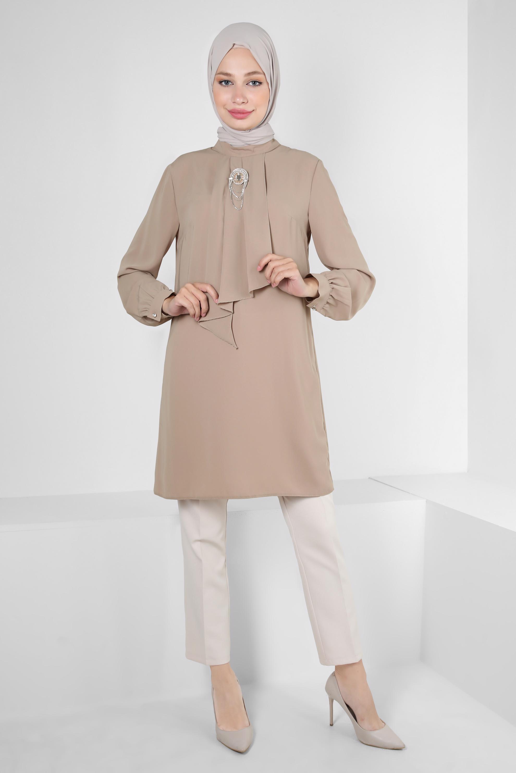 Tesettür giyim VİZON AKSESUARLI FIRFIR DETAYLI TUNİK 43539