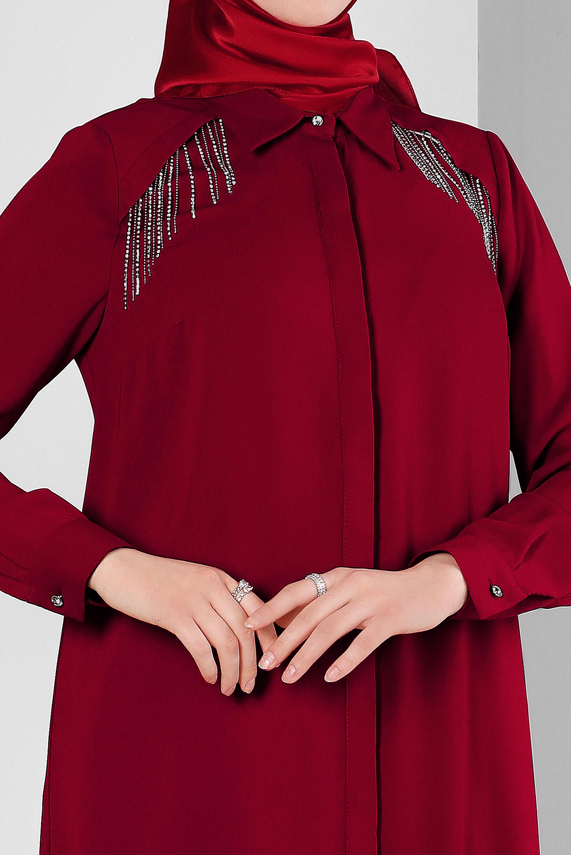 Tesettür giyim KIRMIZI TAŞ PÜSKÜL DETAYLI YANI YIRTMAÇLI TUNİK 43545