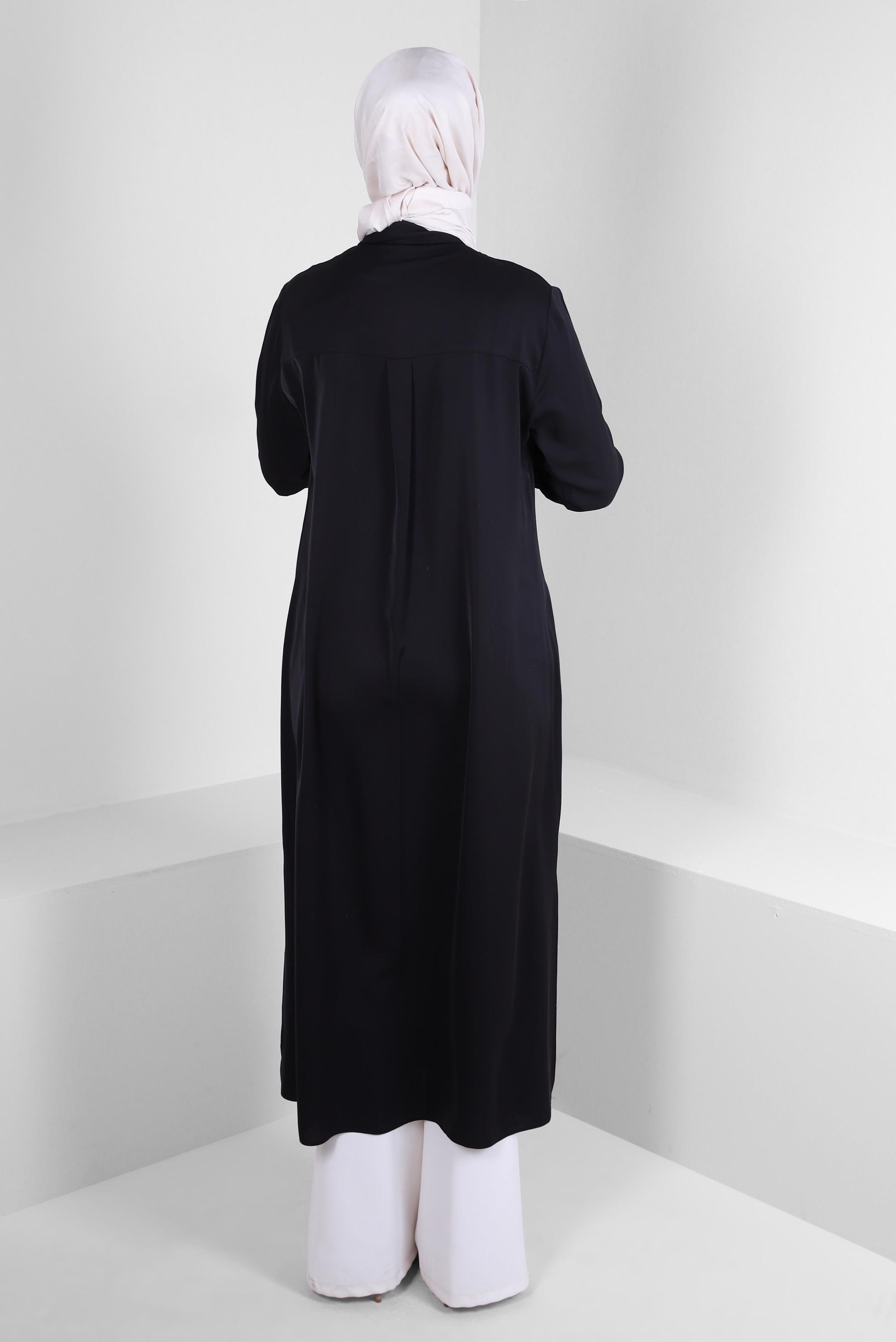 Tesettür giyim SİYAH TAŞ BASKILI GİZLİ DÜĞMELİ UZUN TUNİK 43548