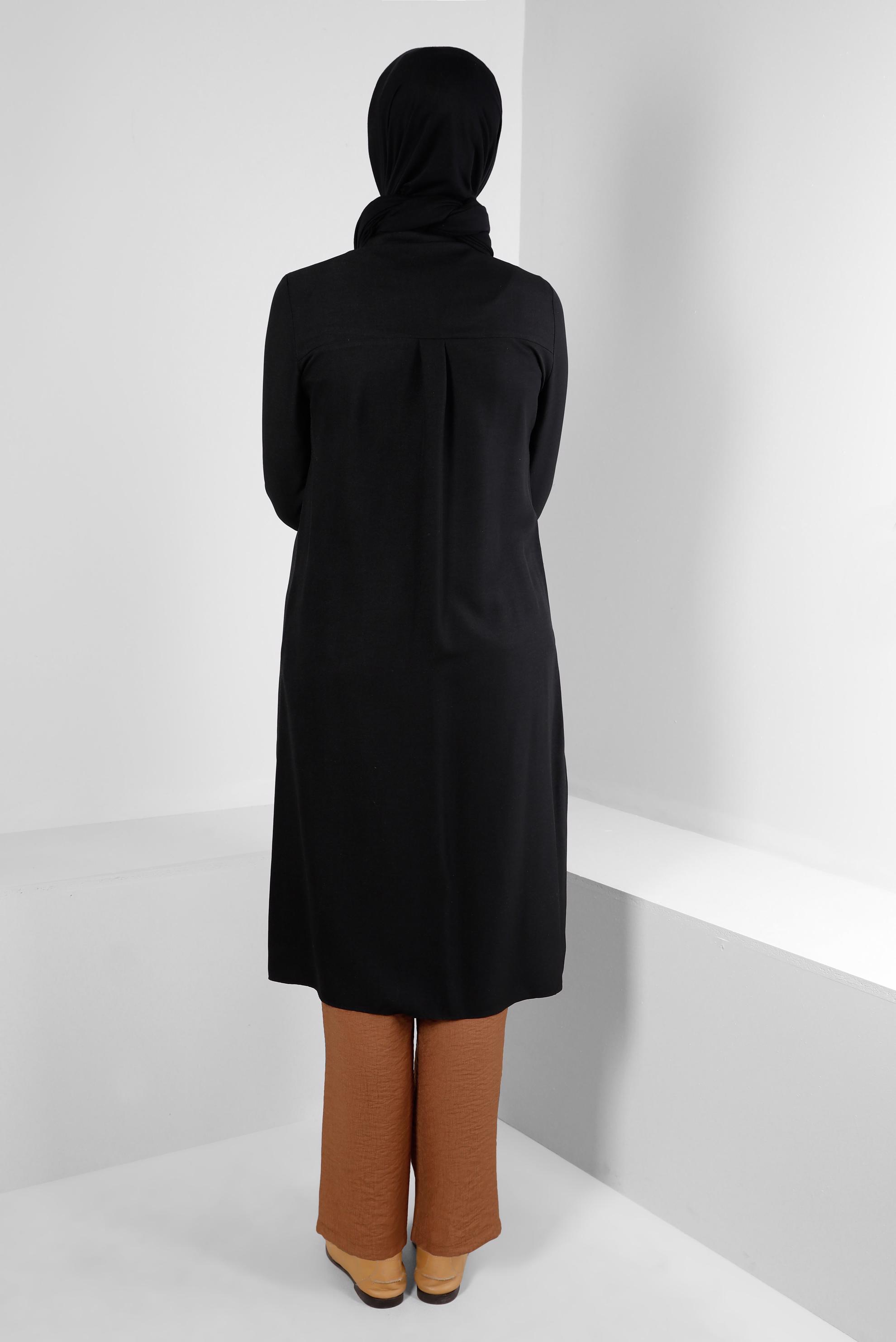 Tesettür giyim SİYAH YANI YIRTMAÇLI GÖMLEK YAKA DÜĞMELİ TUNİK 43549