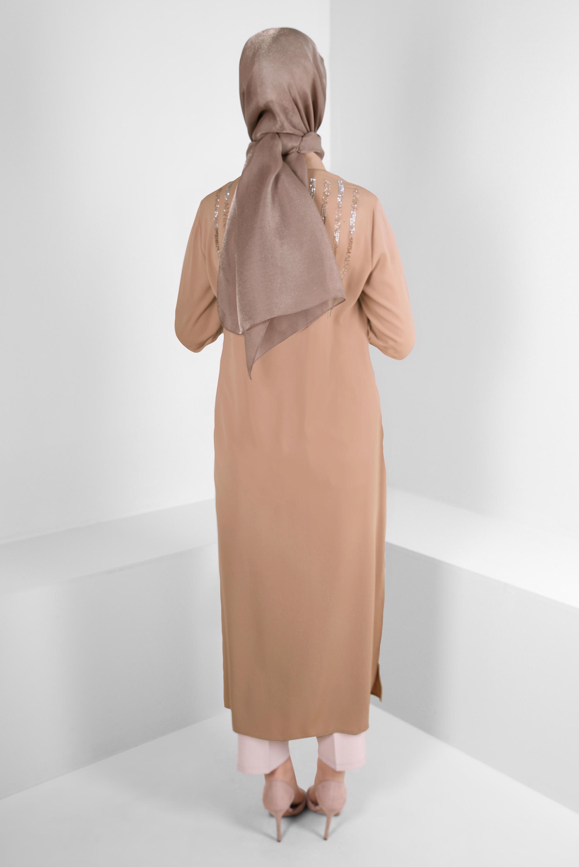 Tesettür giyim KAHVE GÖMLEK YAKA SIRT İŞLEMELİ TUNİK 43566 