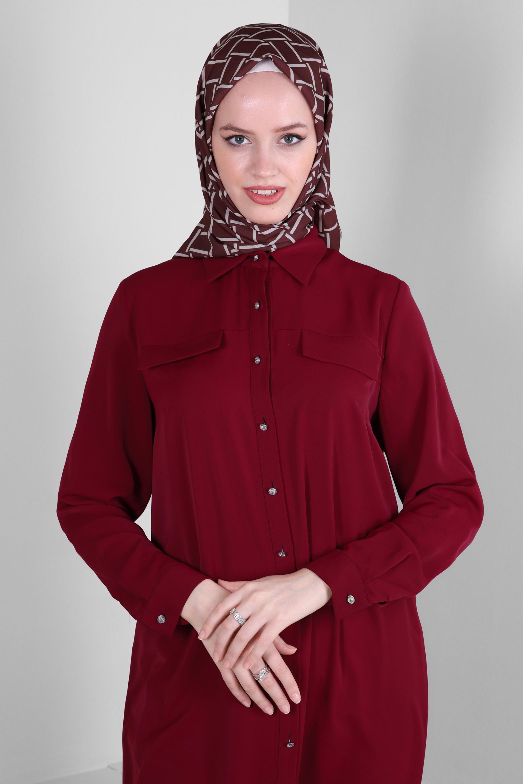 Vêtements hijab ROUGE TUNIQUE COL CHEMISE AVEC DOS BRODÉ 43566