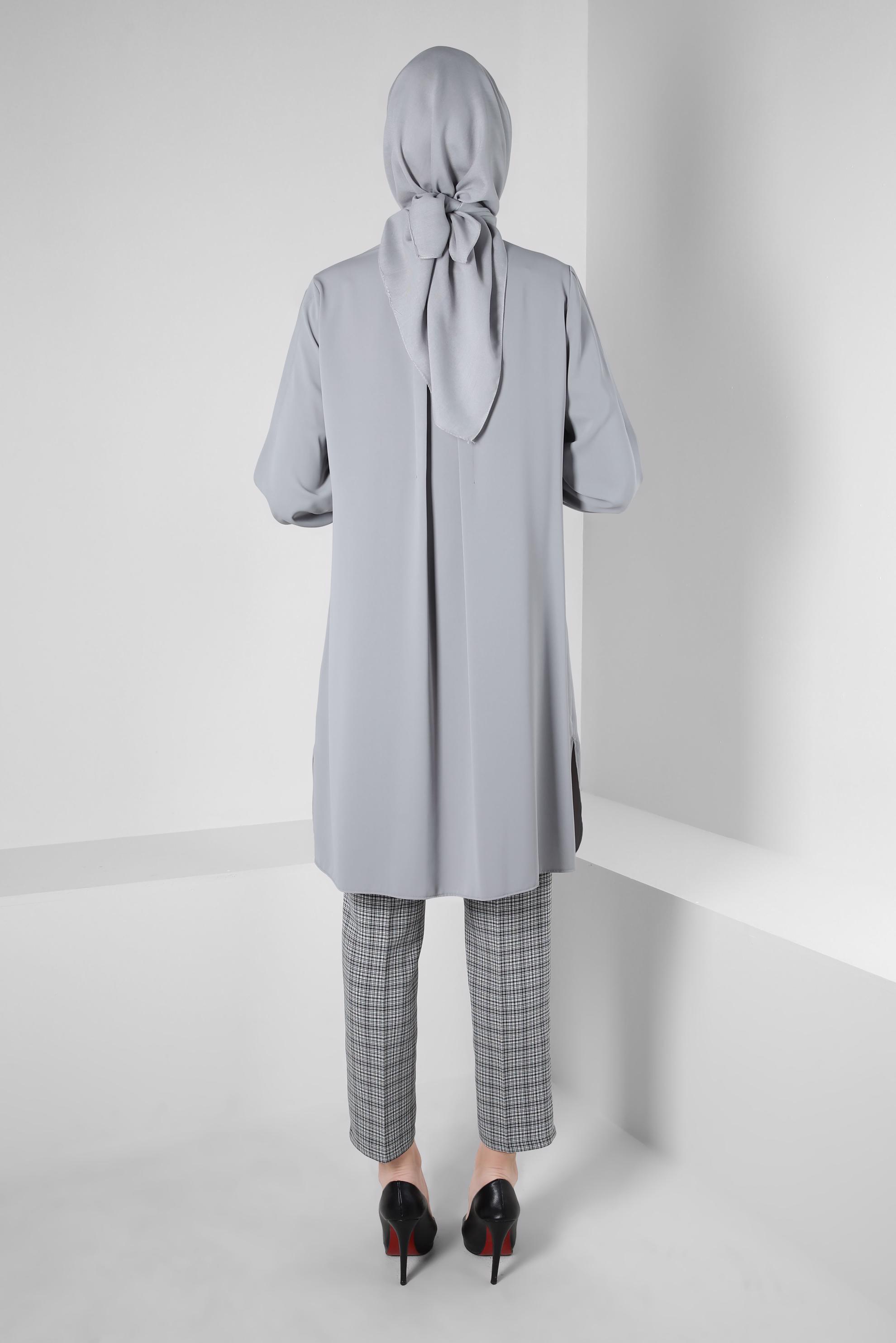 Tesettür giyim GRİ TAŞ BASKILI TUNİK 43567