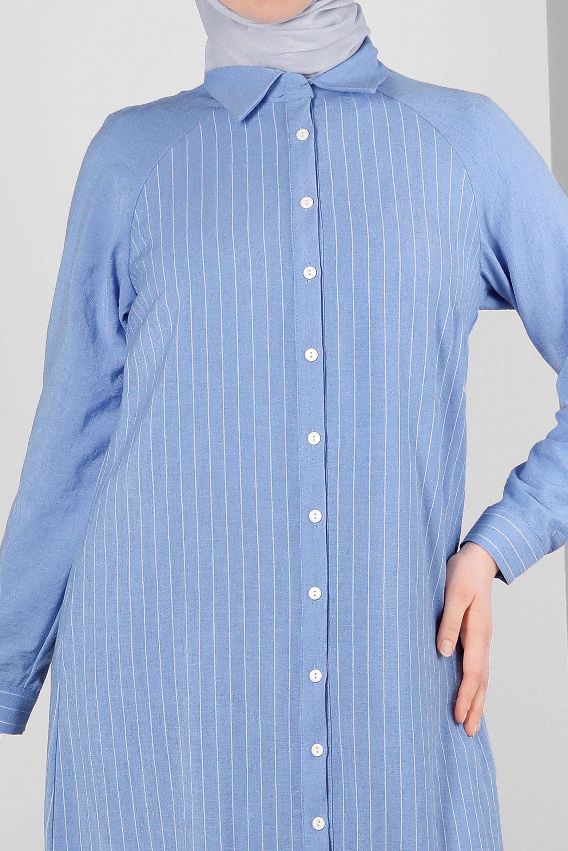 Tesettür giyim MAVİ ÇİZGİLİ YANI YIRTMAÇLI DÜĞMELİ TUNİK 43603