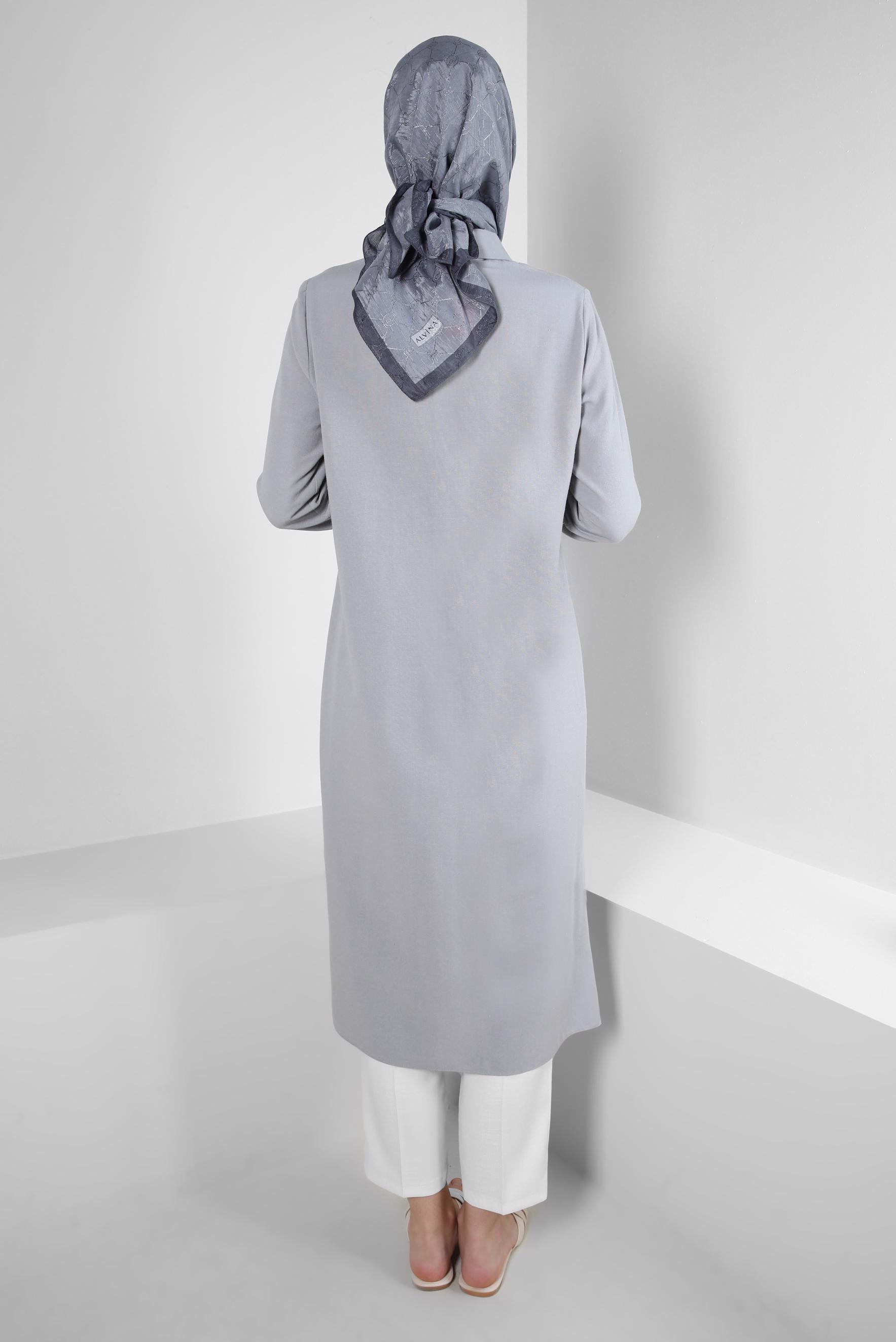 Tesettür giyim GRİ DİKİŞ DETAYLI DÜĞMELİ KETEN TUNİK 43606